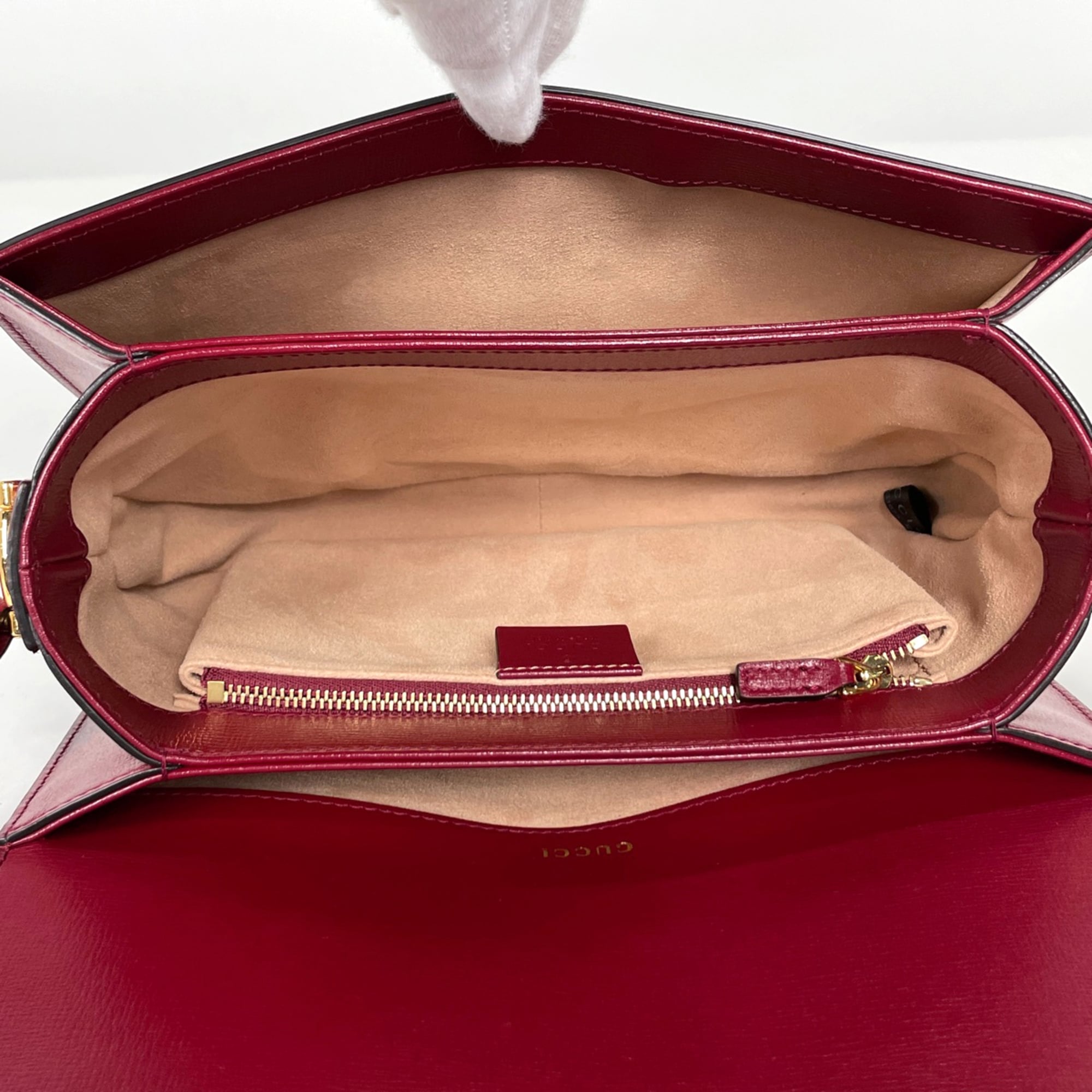 Gucci Horsebit Red Color Leather Shoulder Bag (Pre-Owned)