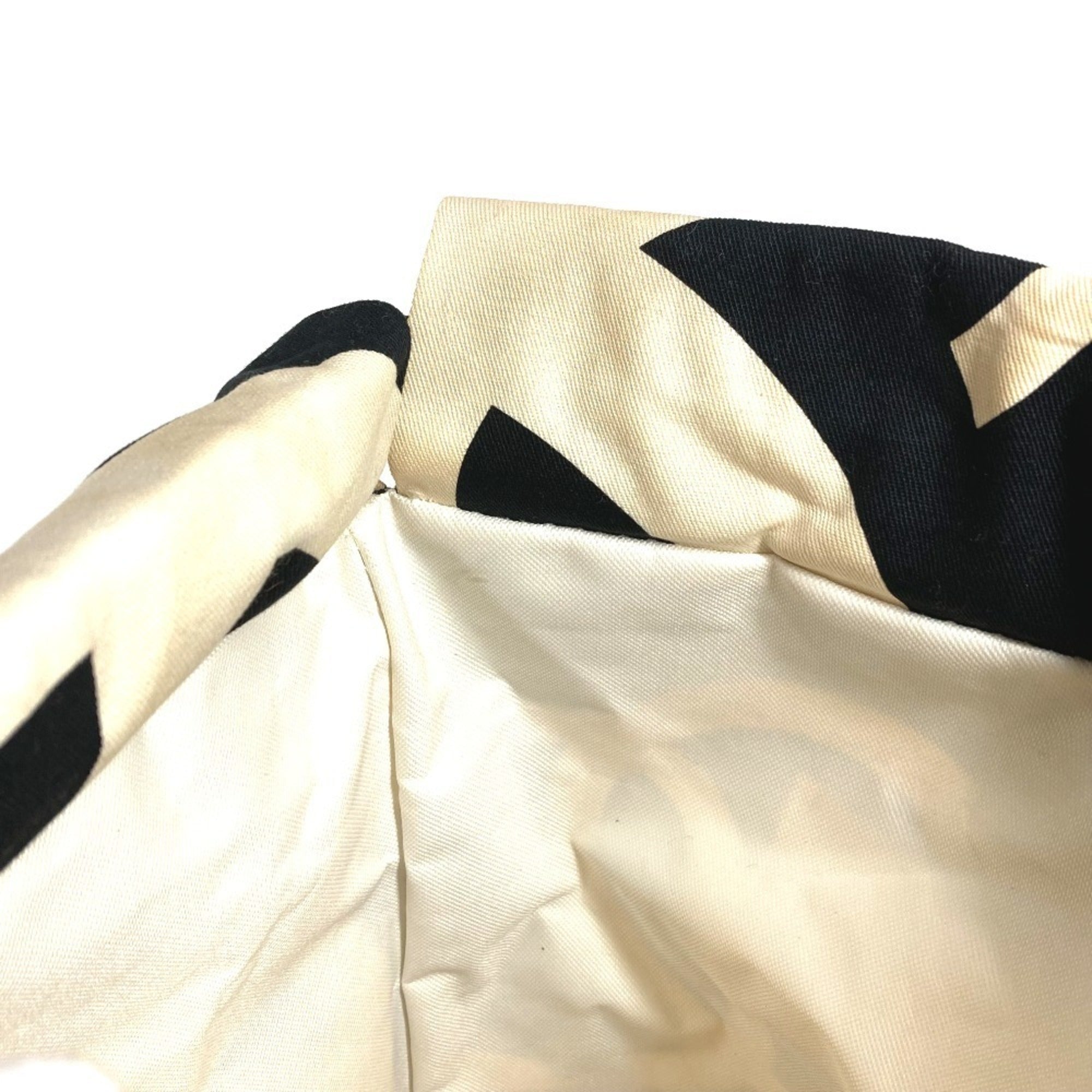 Chanel Black White Cotton Shoulder Bag (Pre-Owned)
