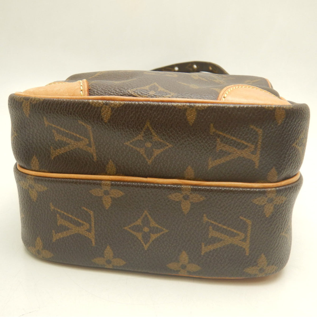 Louis Vuitton Brown Monogram Canvas Shoulder Bag (Pre-Owned)