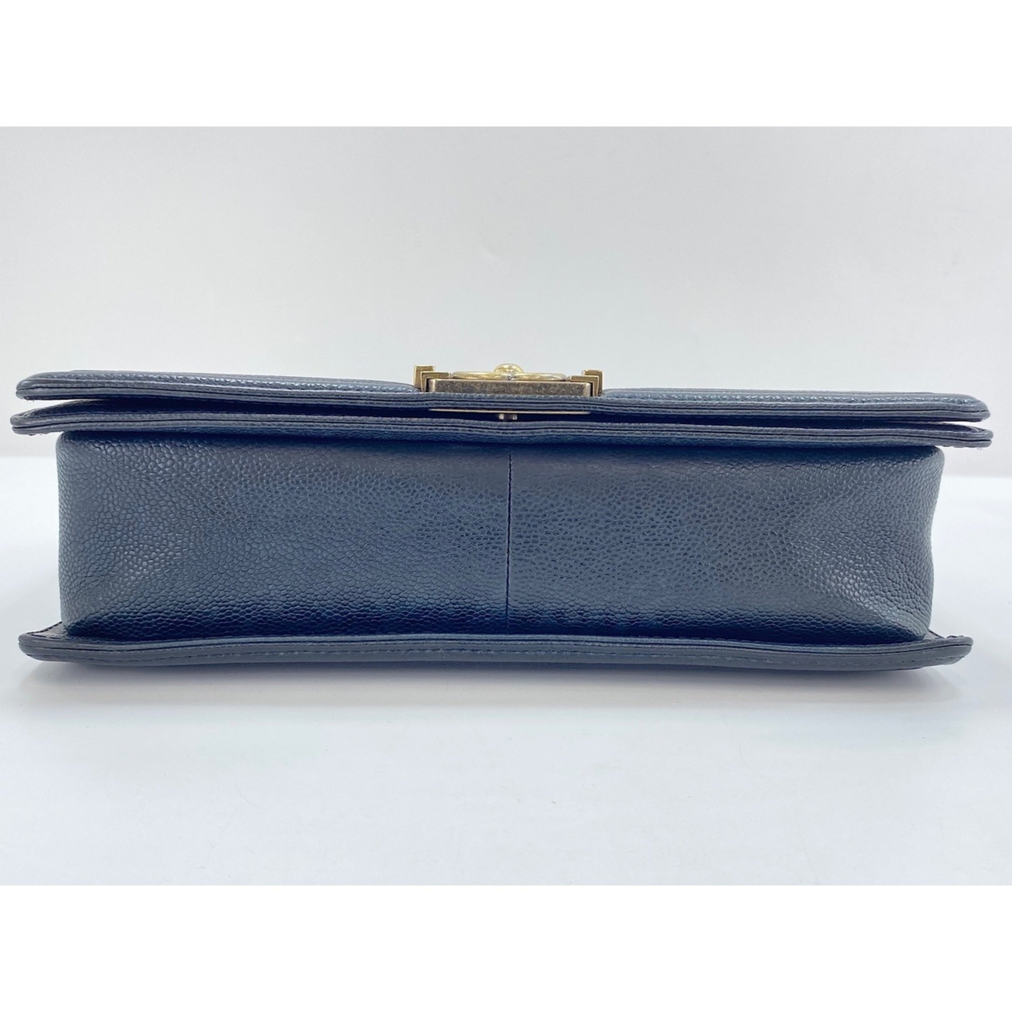 Chanel Navy Shoulder Bag (Pre-Owned)