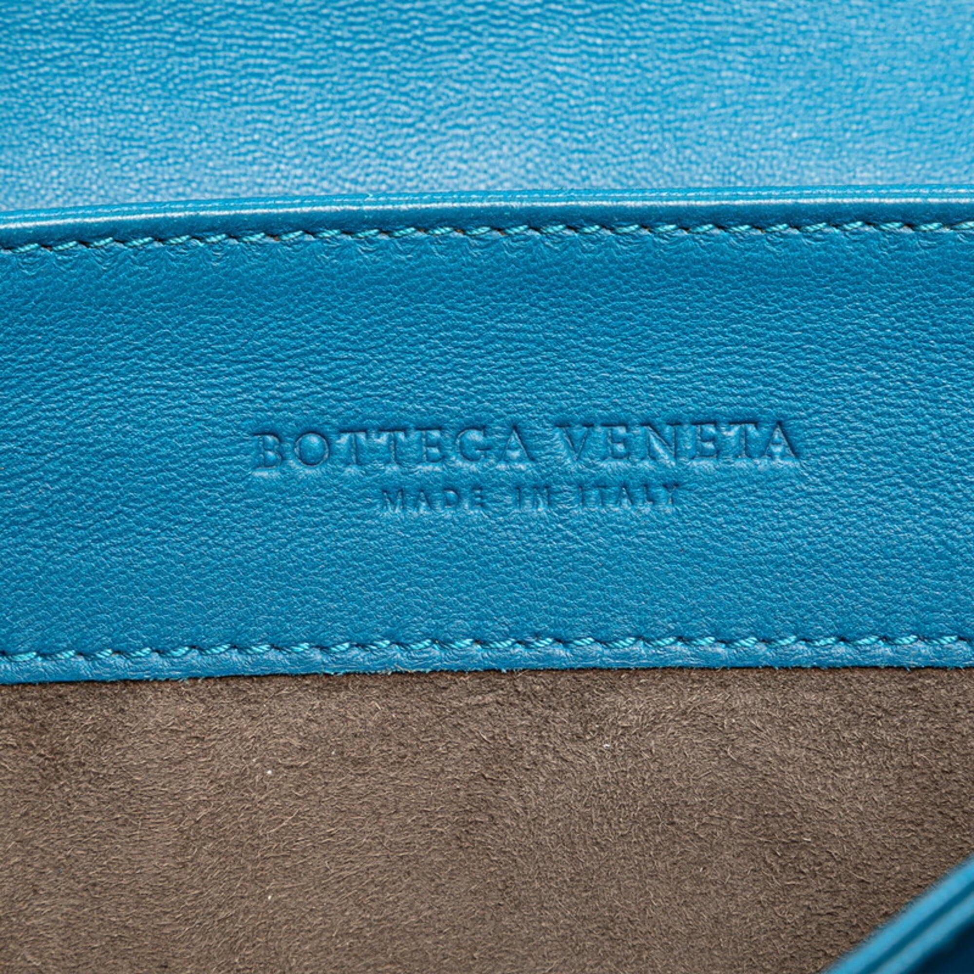 Bottega Veneta Intrecciato Blue Leather Shoulder Bag (Pre-Owned)