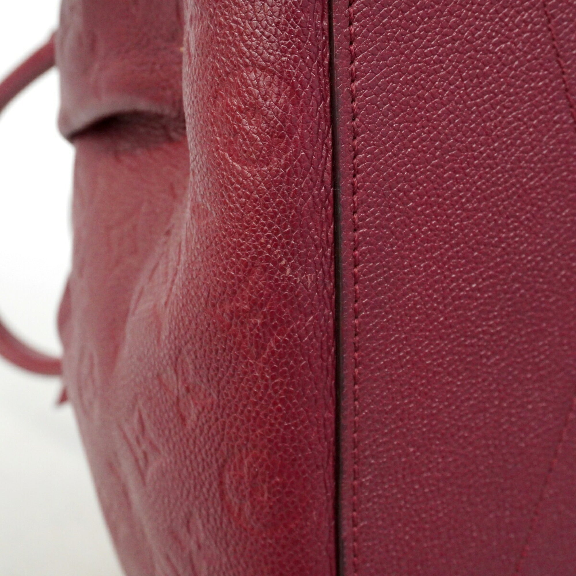 Louis Vuitton Raisin Handbag (Pre-Owned)