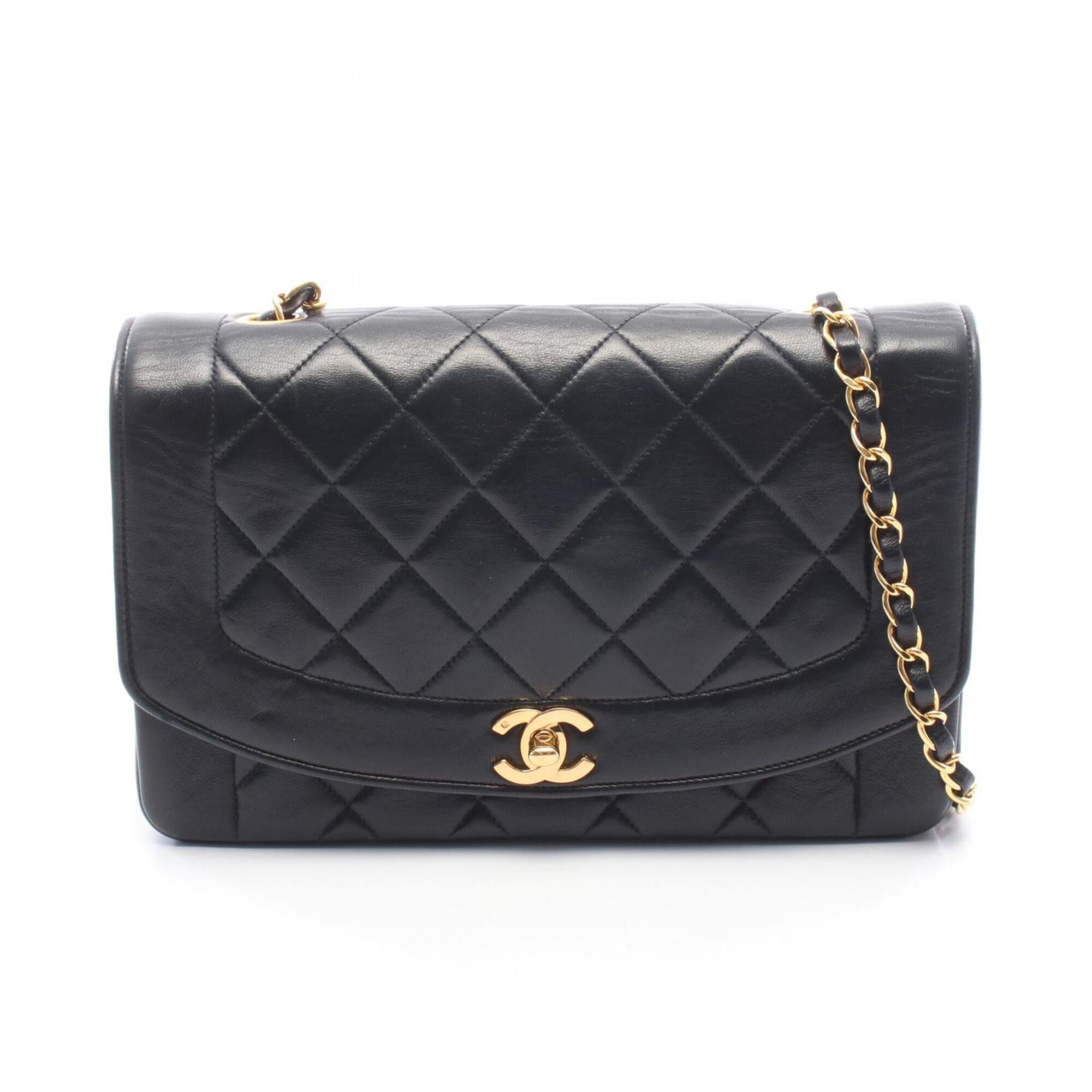 Chanel Black Leather Handbag Shoulder Bag (Pre-Owned)