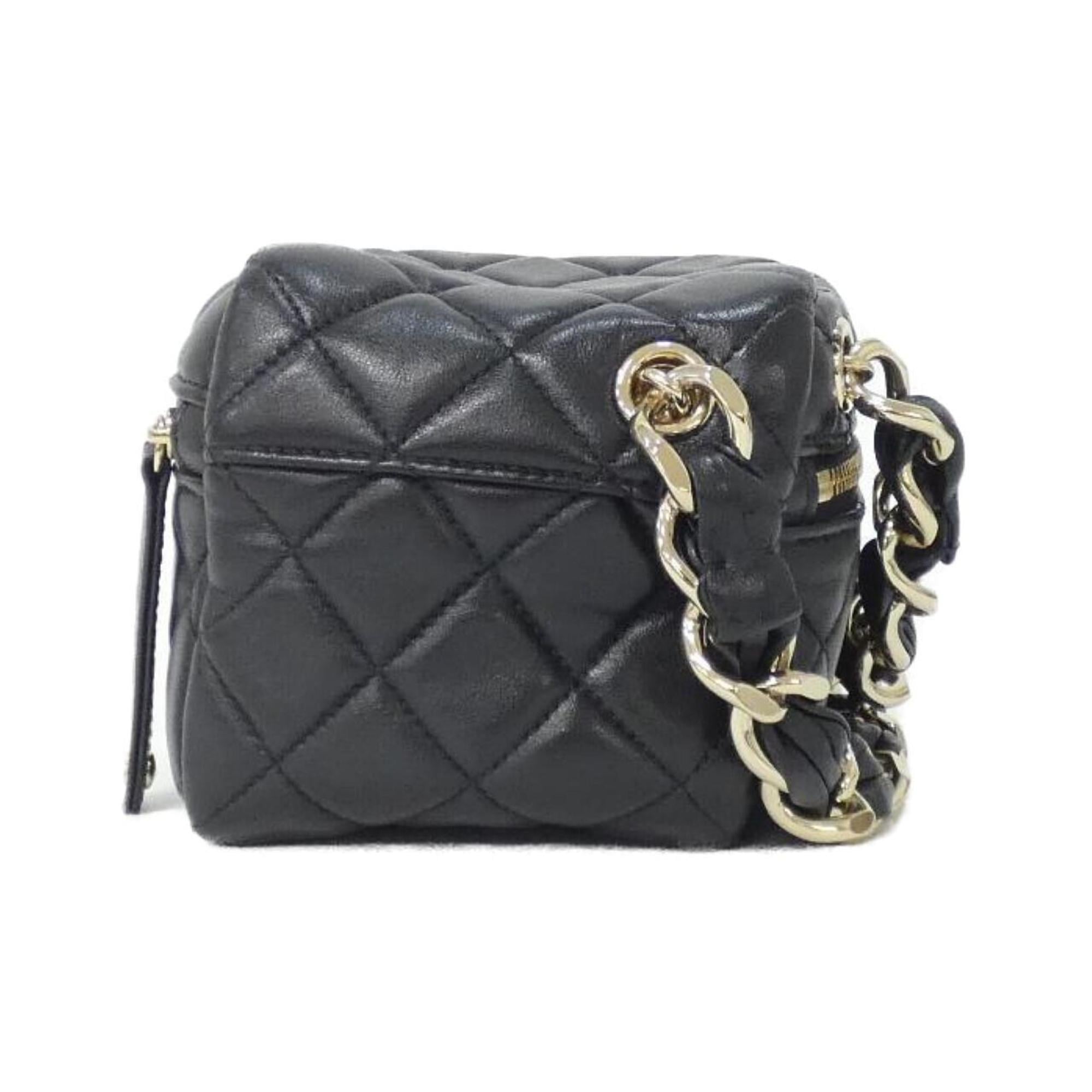 Chanel Black Leather Handbag Pouch (Pre-Owned)