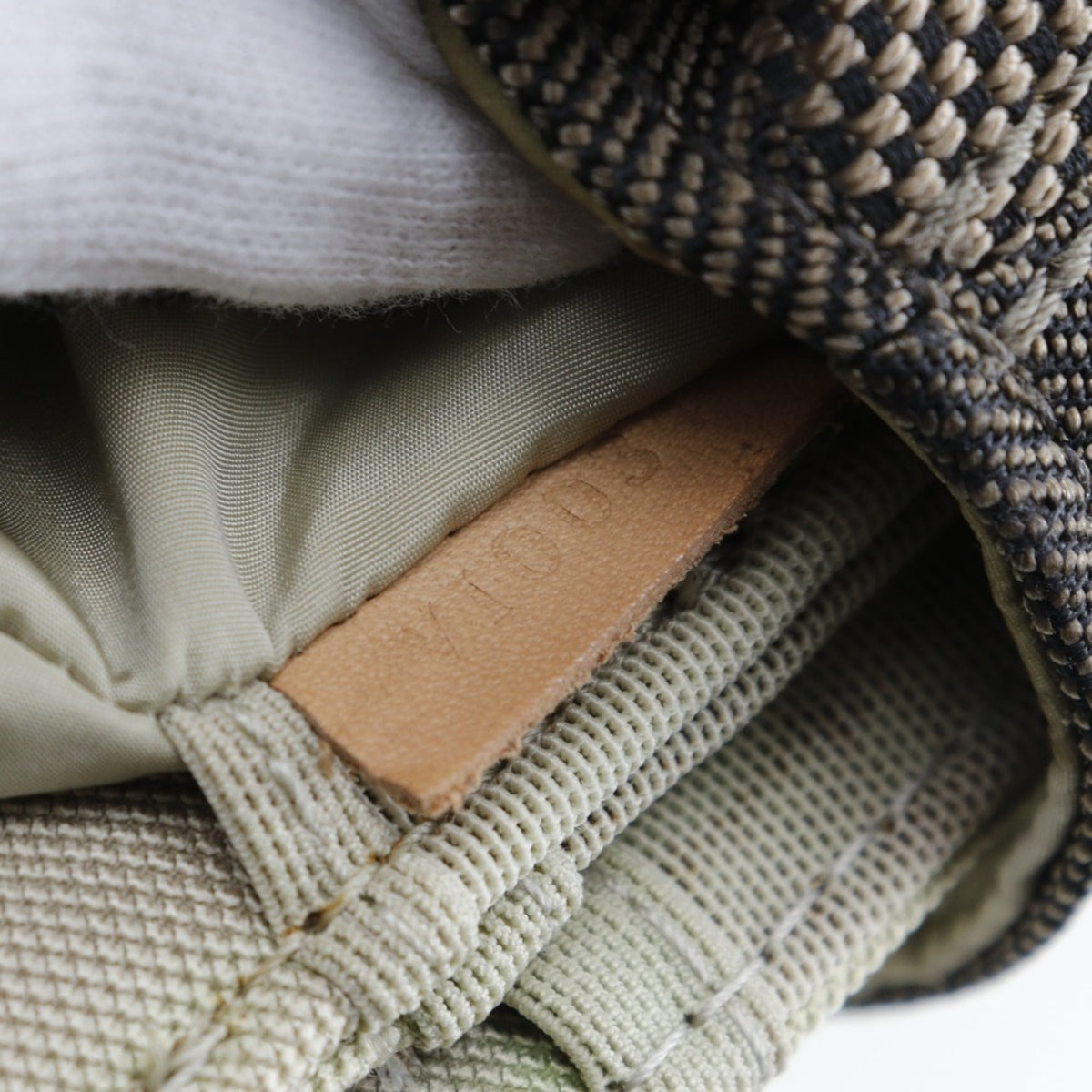 Louis Vuitton Brown Earth Canvas Shoulder Bag (Pre-Owned)