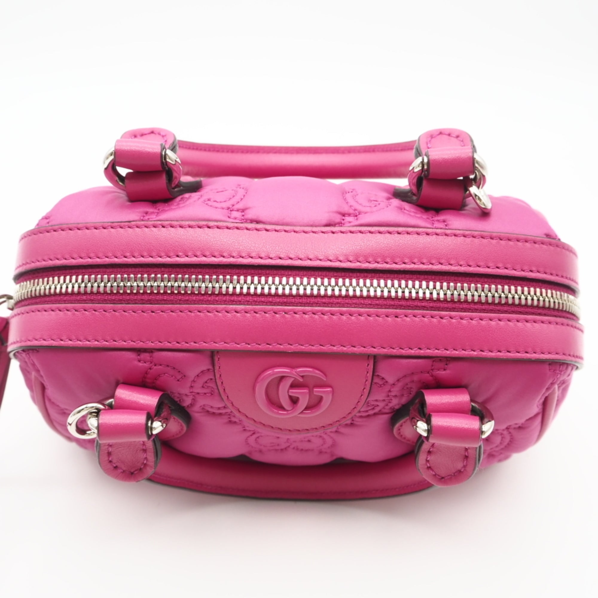 Gucci Pink Nylon Handbag (Pre-Owned)