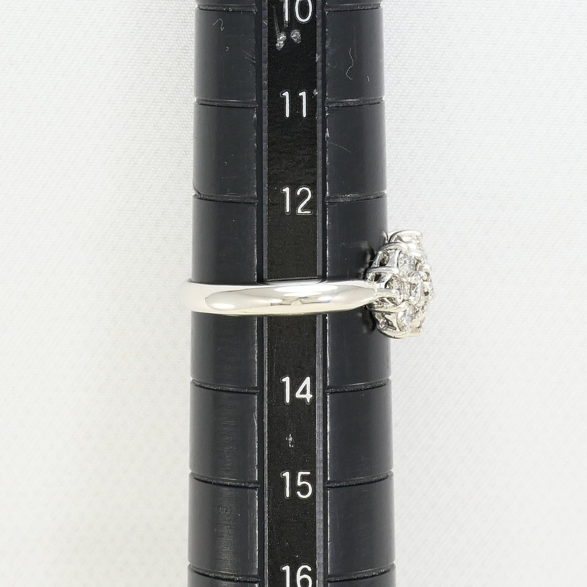 Unbranded Platinum Platinum 900 Band Ring (Pre-Owned)