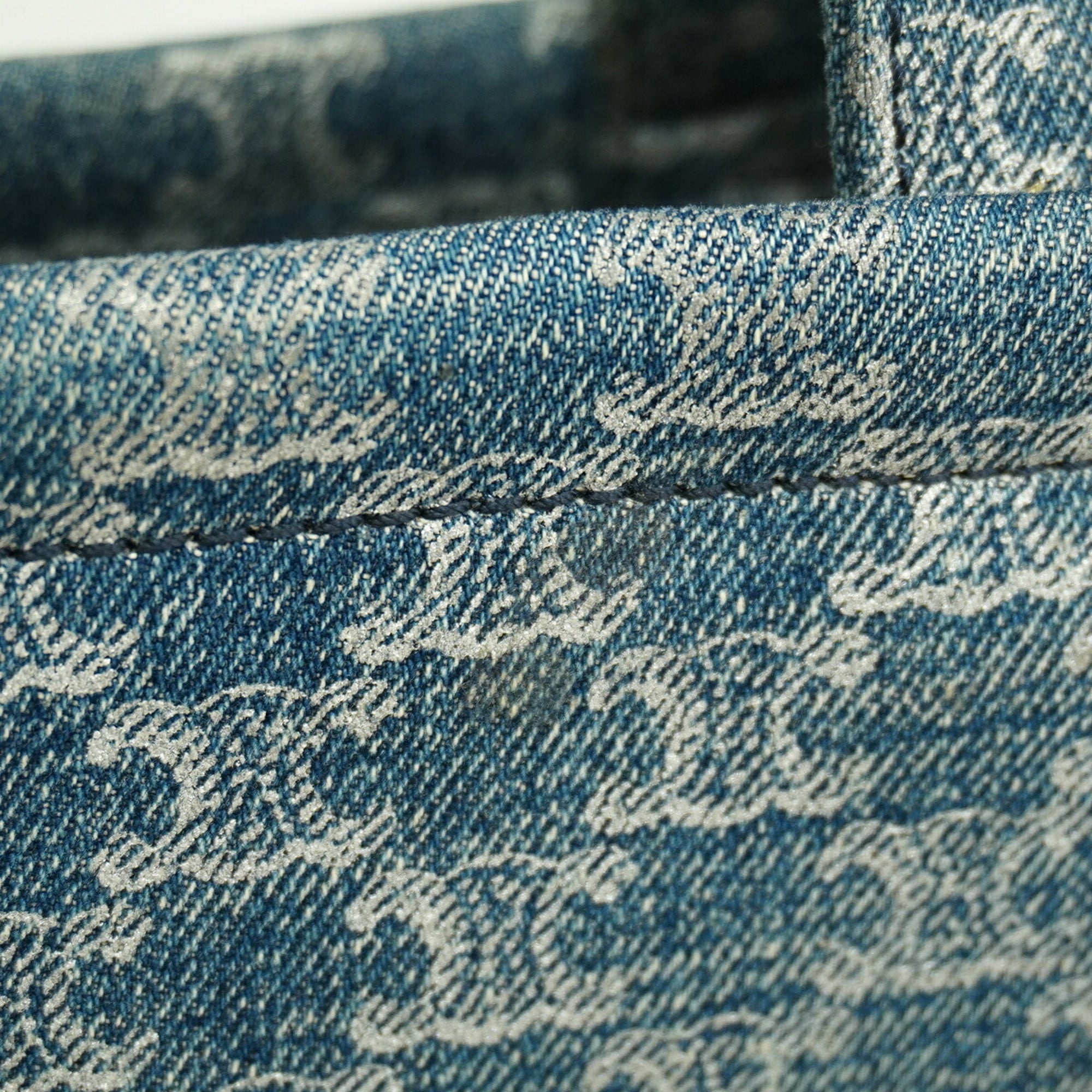 Celine Blue Denim Tote Bag (Pre-Owned)