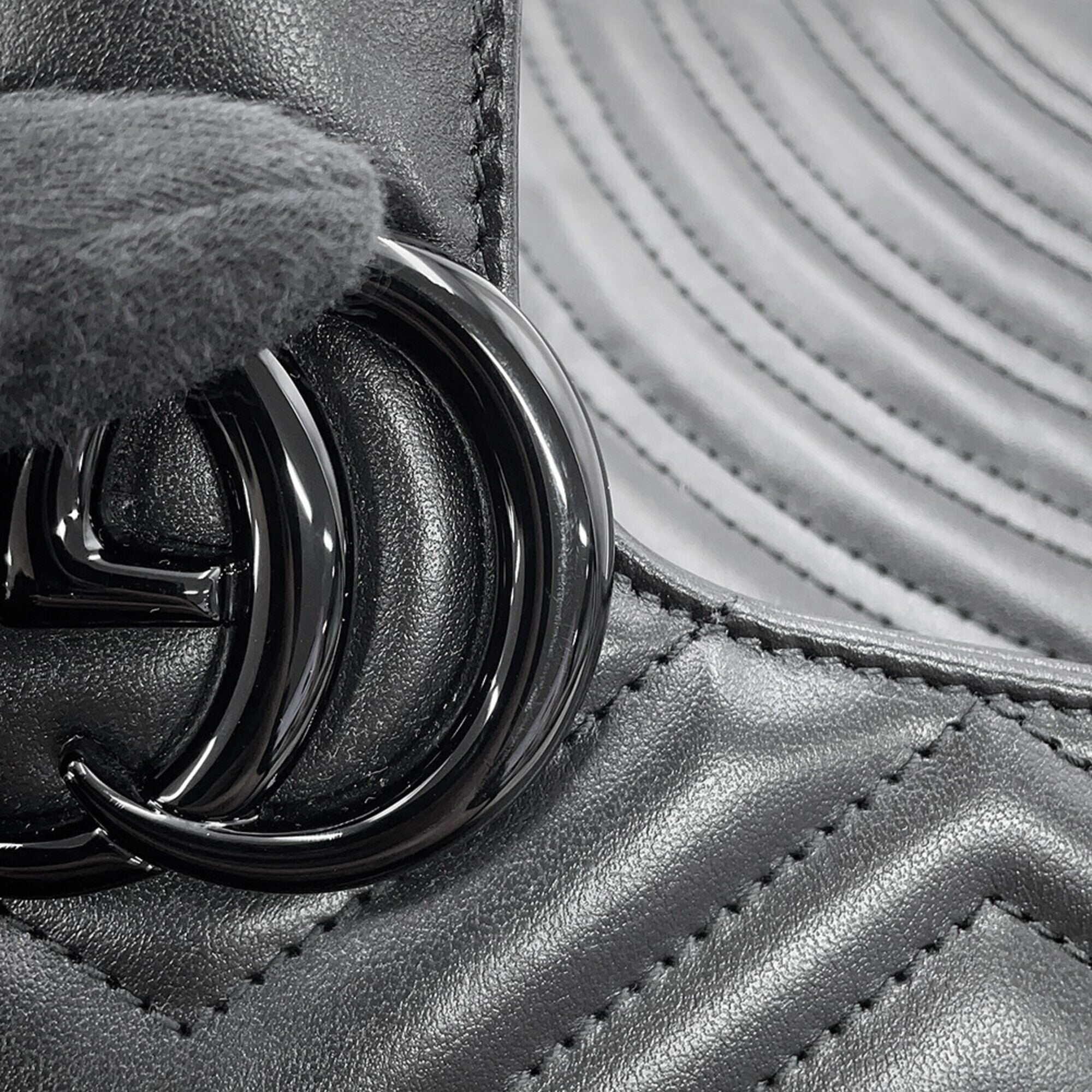 Gucci Black Leather Handbag Shoulder Bag (Pre-Owned)