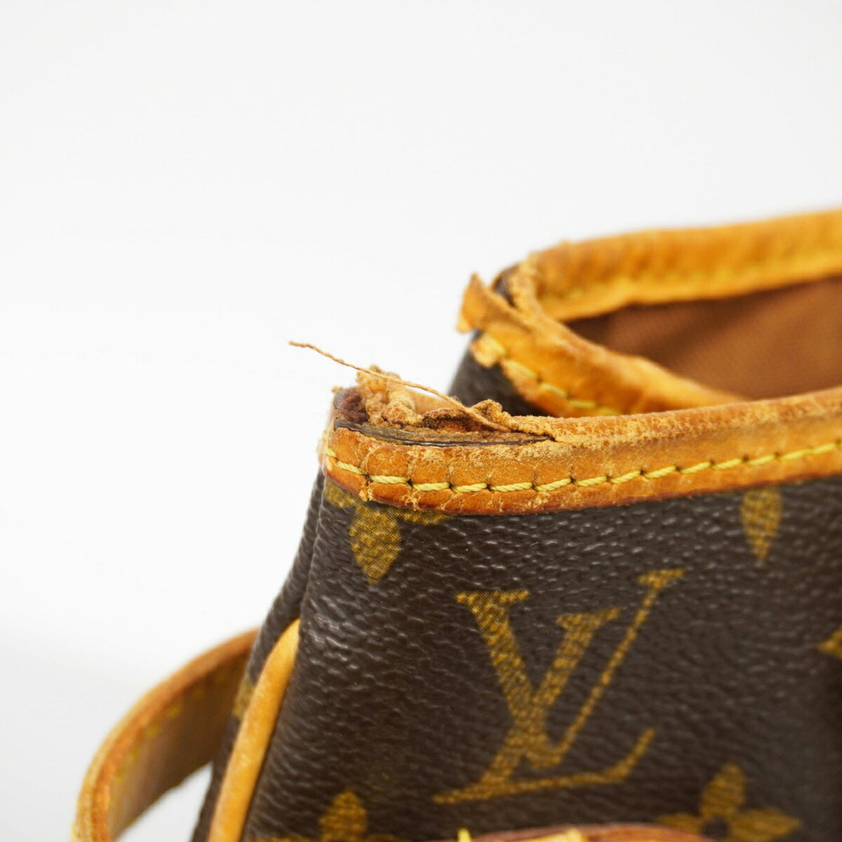 Louis Vuitton Brown Tote Bag (Pre-Owned)