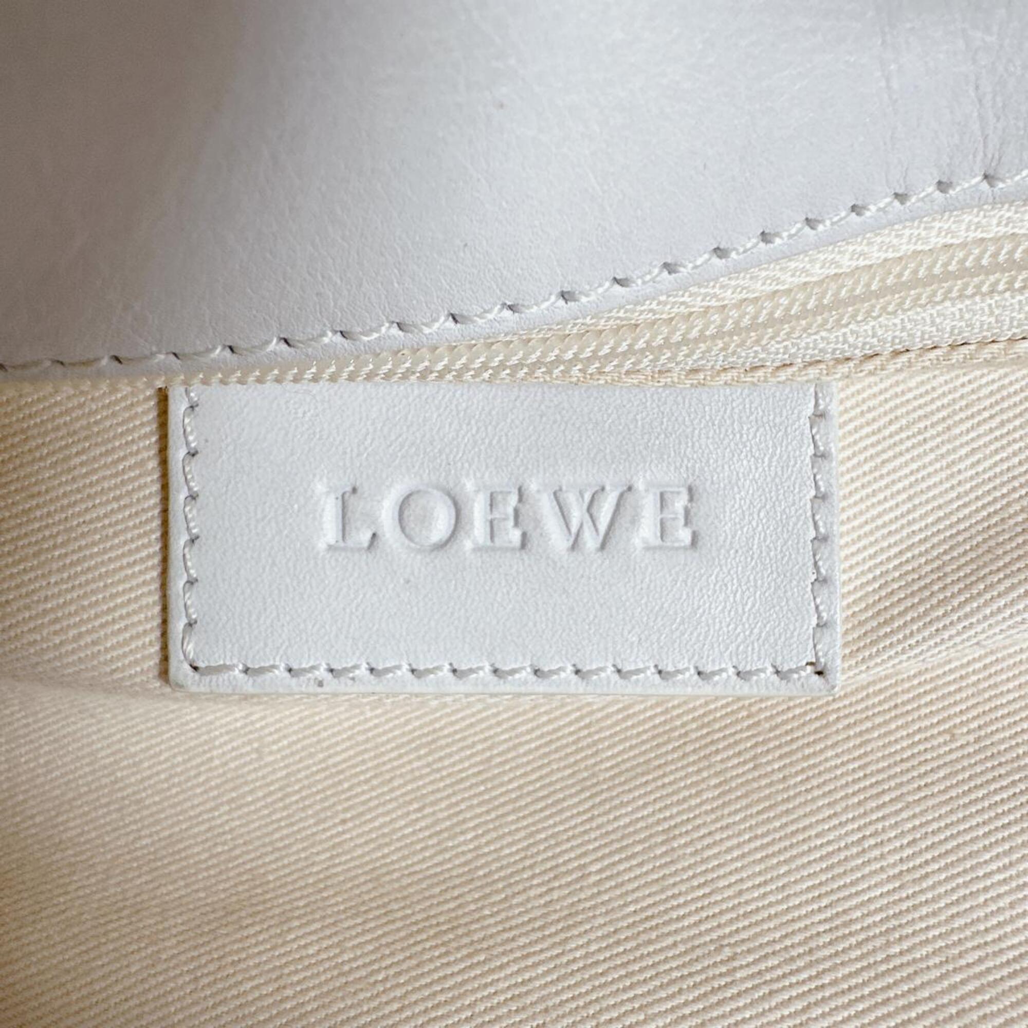 Loewe White Leather Shoulder Bag Tote Bag (Pre-Owned)