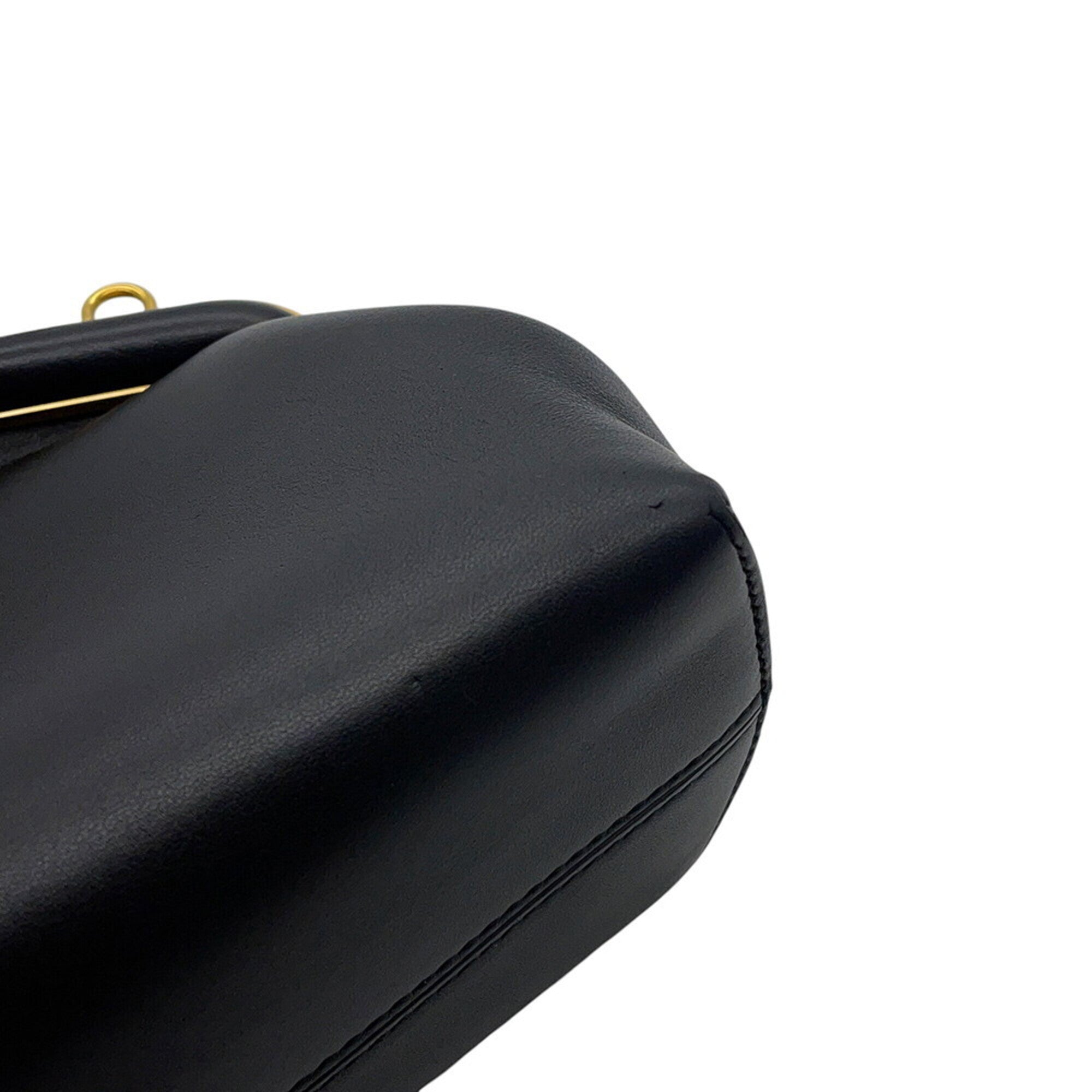 Fendi Black Leather Clutch Bag Shoulder Bag (Pre-Owned)