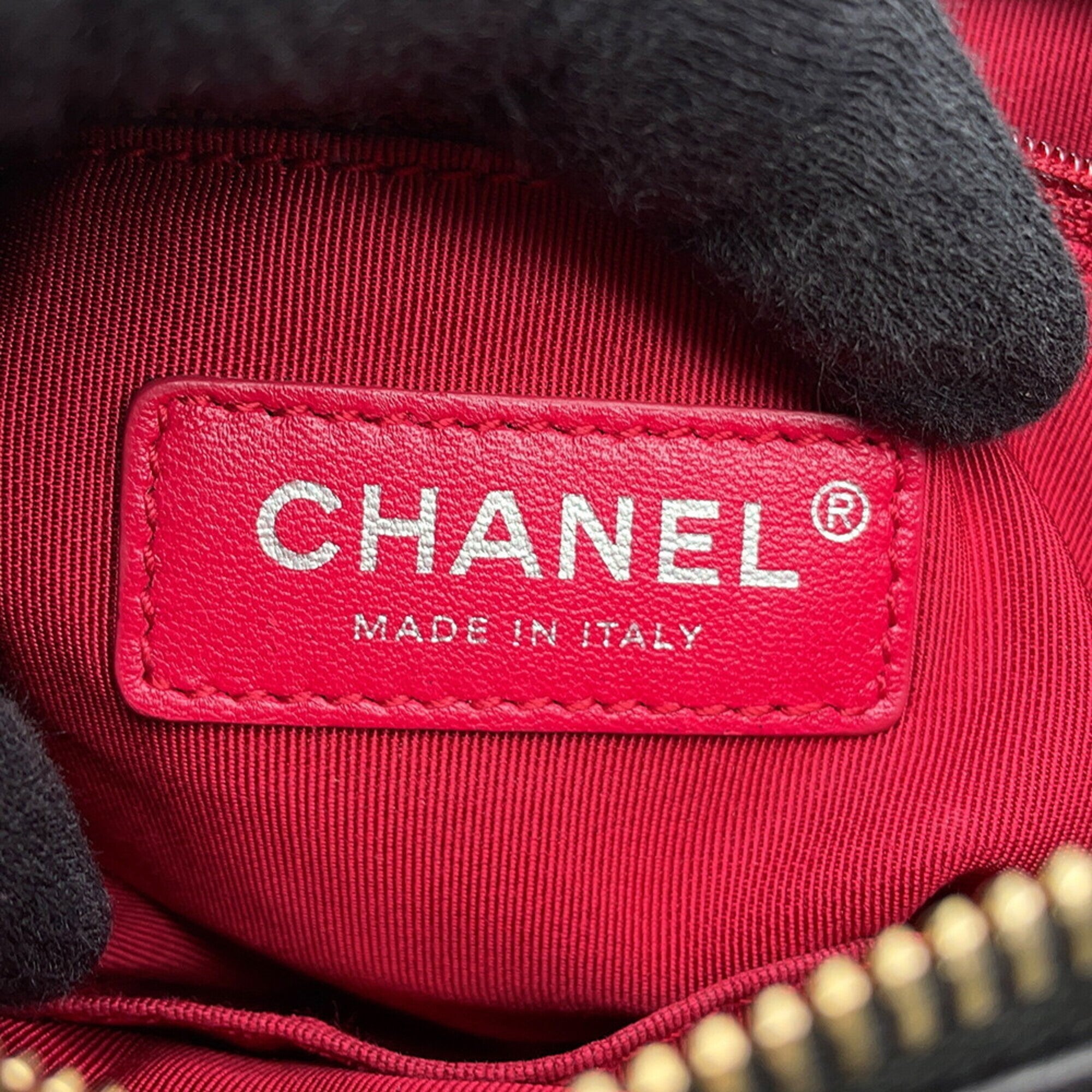 Chanel Gabriel Black Leather Handbag Shoulder Bag (Pre-Owned)