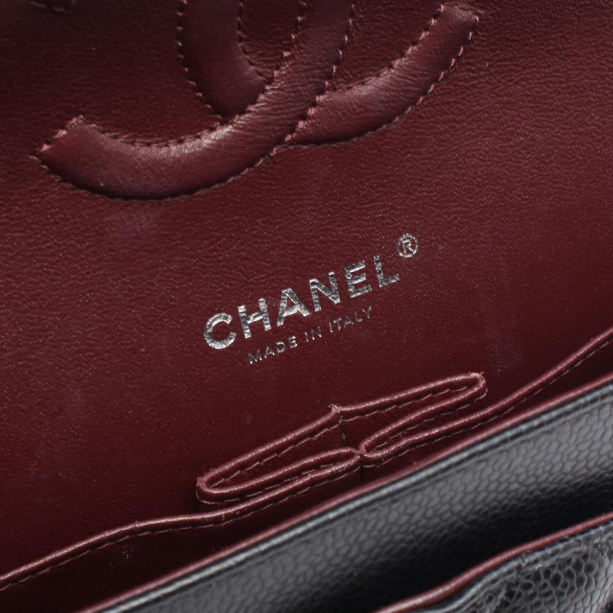 Chanel Black Grained Calfskin Handbag Shoulder Bag (Pre-Owned)