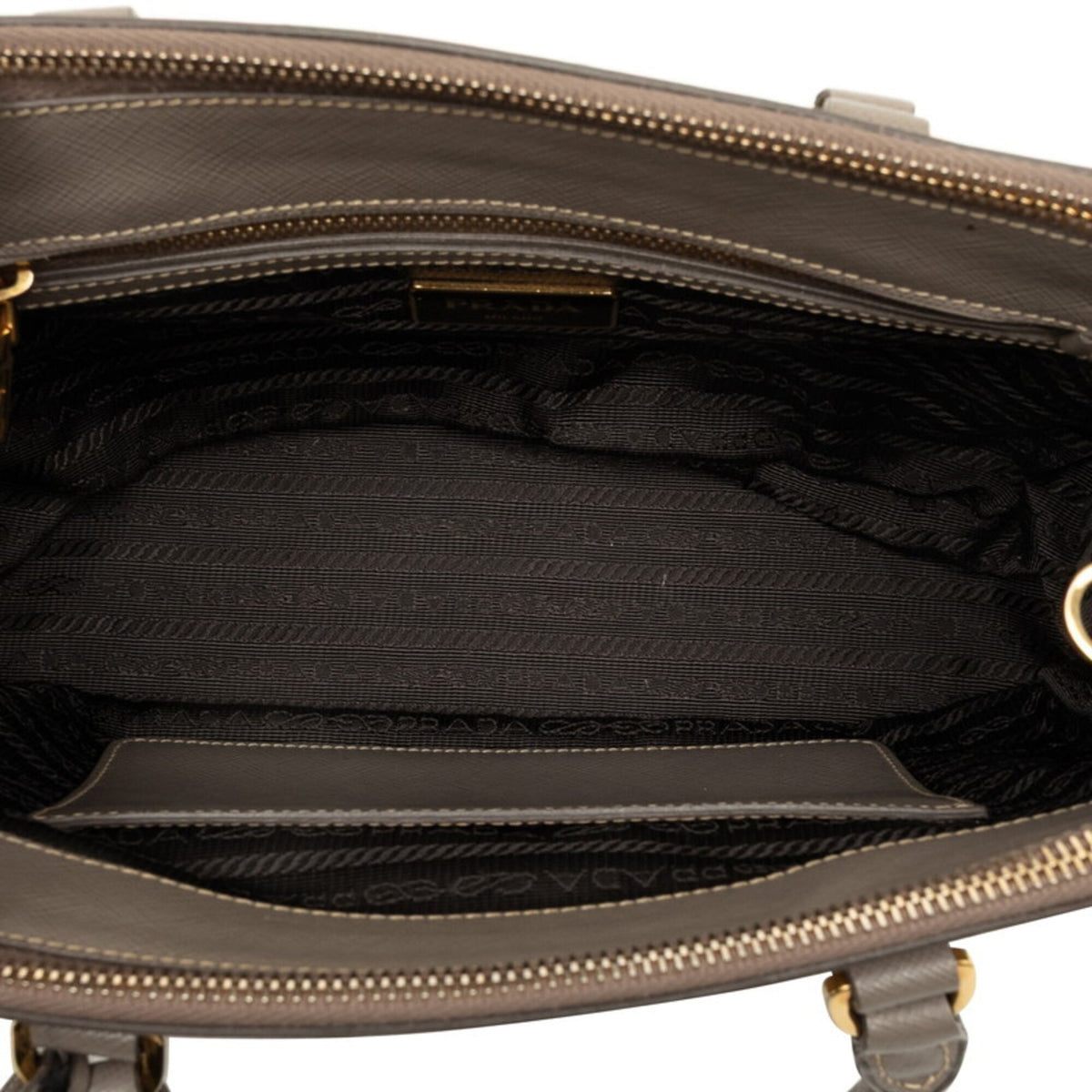 Prada Beige Leather Handbag Shoulder Bag (Pre-Owned)