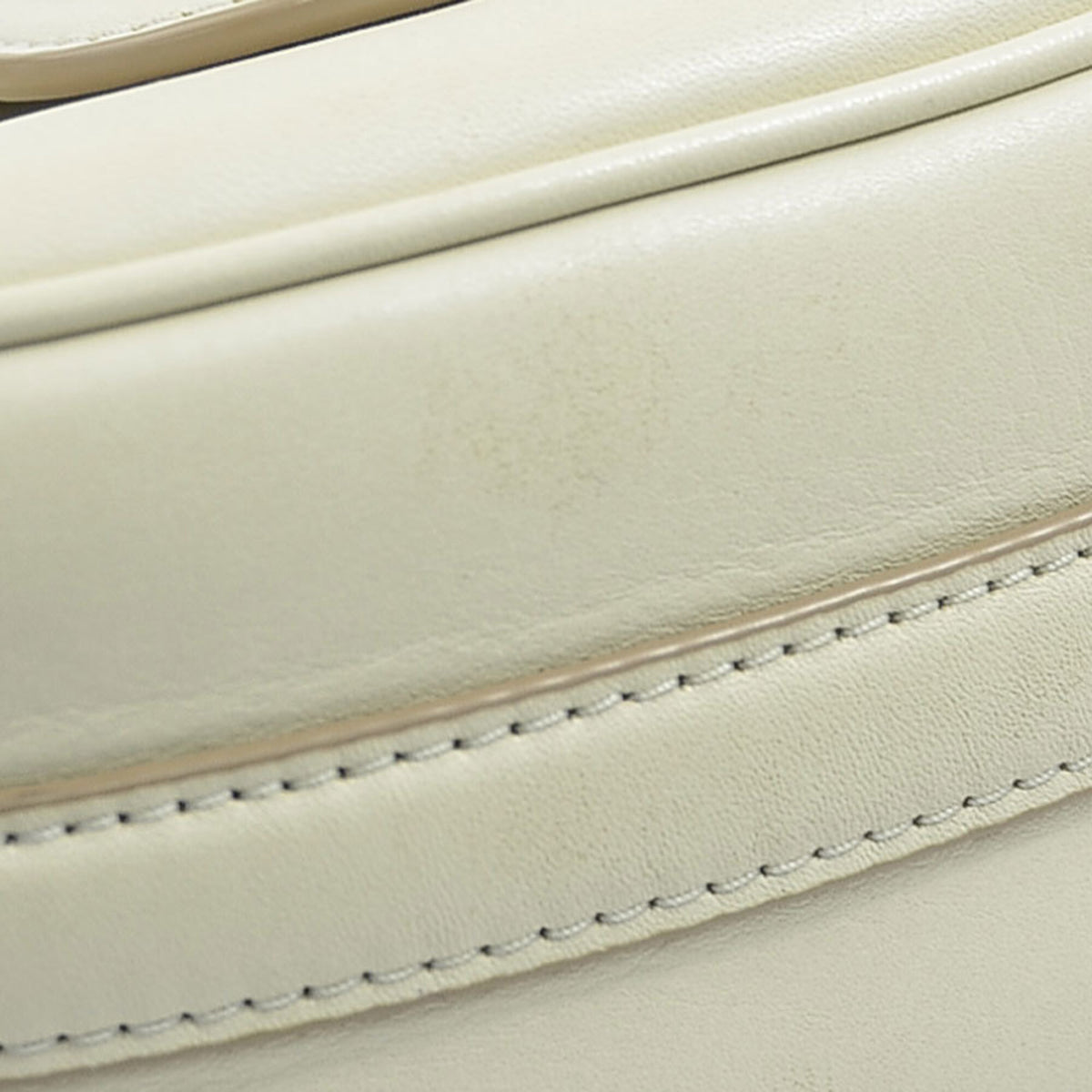 Marc Jacobs Ivory Leather Saddle Bag Shoulder Bag (Pre-Owned)