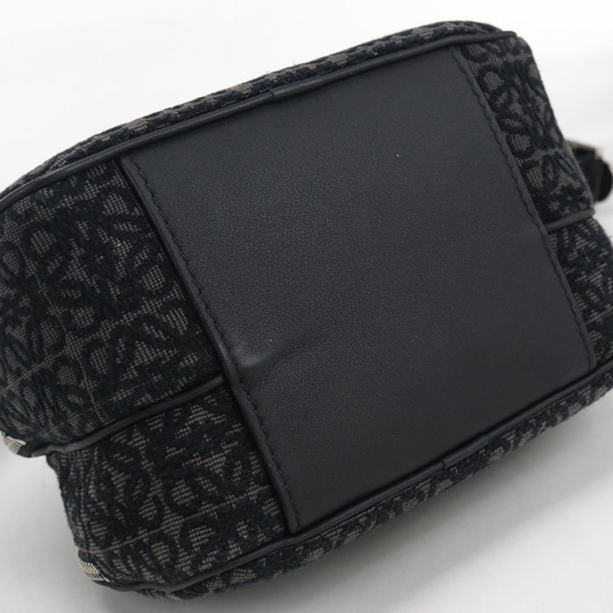 Loewe Black Jacquard Shoulder Bag (Pre-Owned)