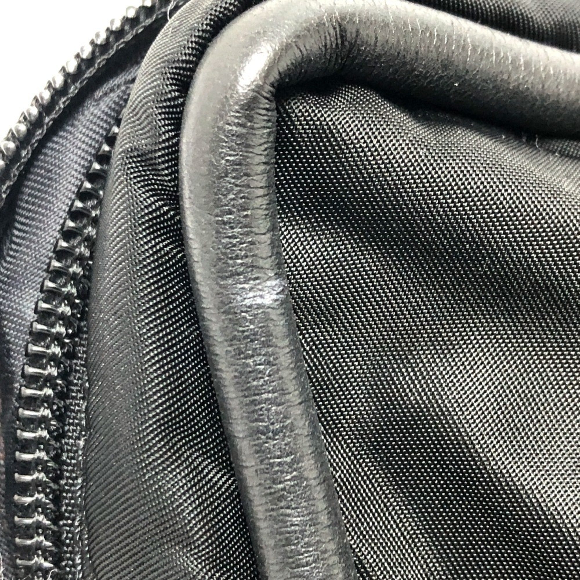 Celine Black Nylon Leather Shoulder Bag (Pre-Owned)