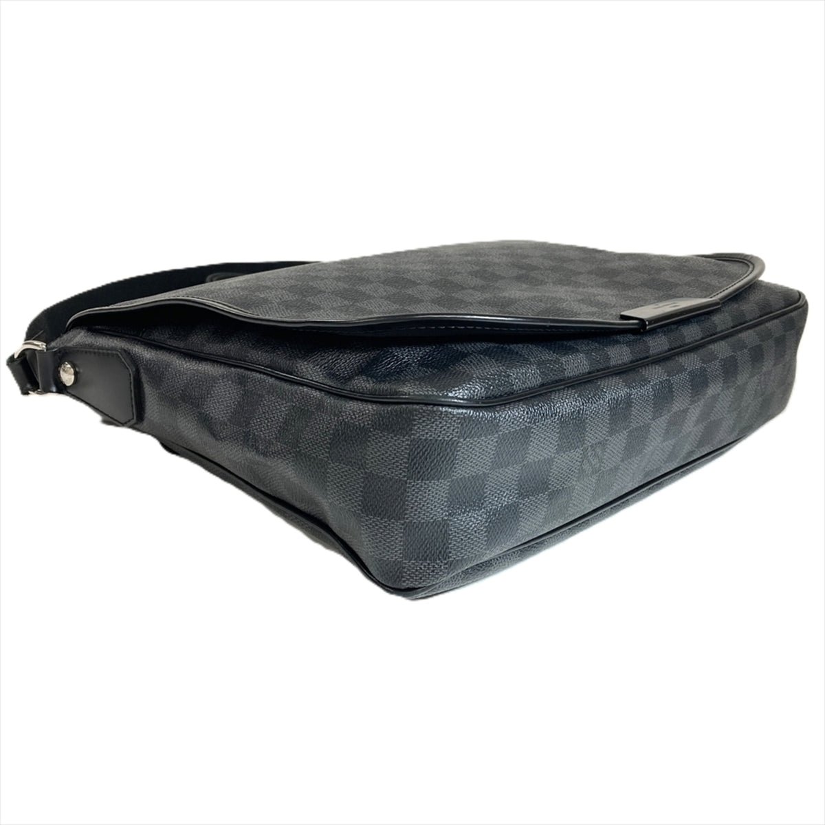 Louis Vuitton Black Damier Graphite Shoulder Bag (Pre-Owned)