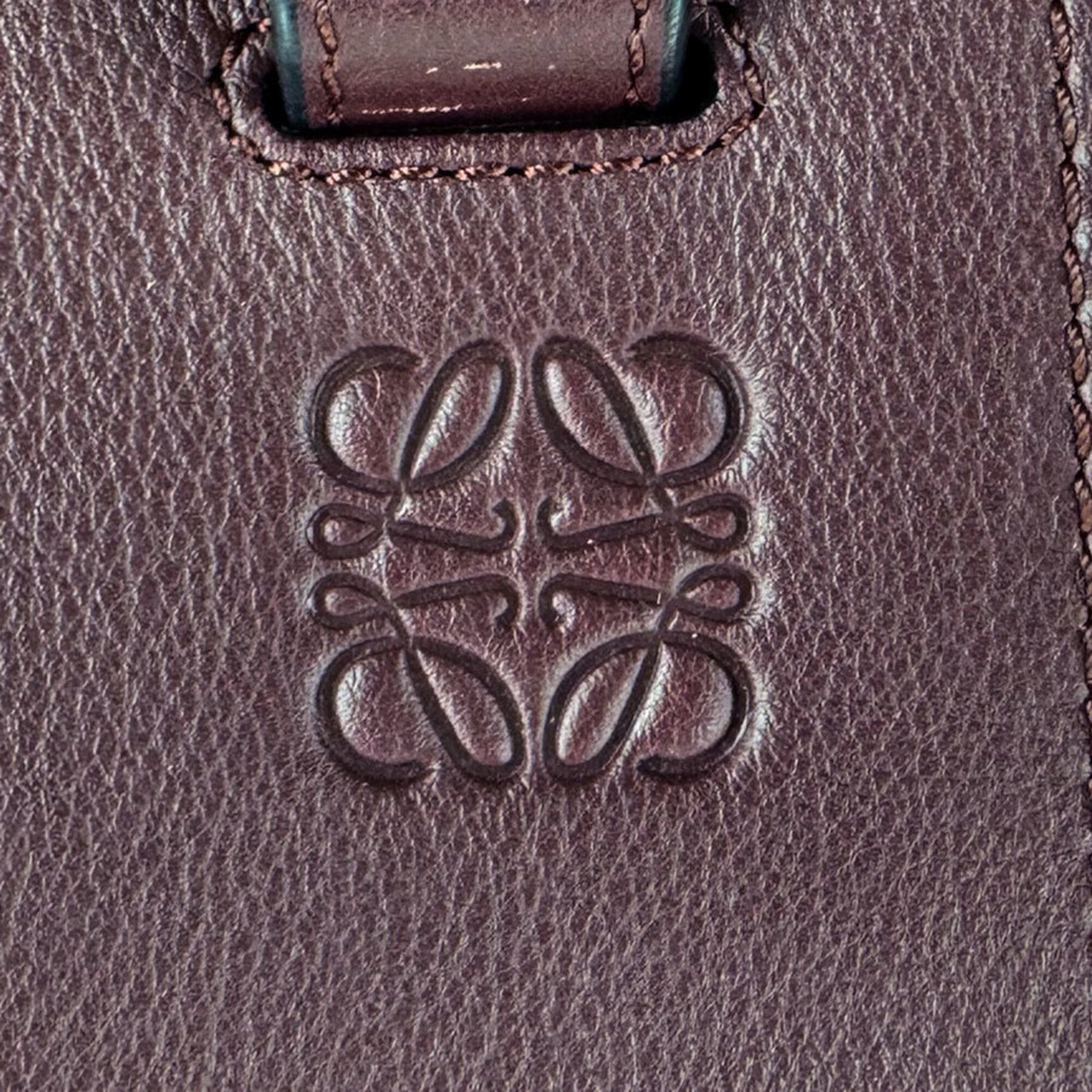 Loewe Bordeaux Red Color Leather Shoulder Bag (Pre-Owned)