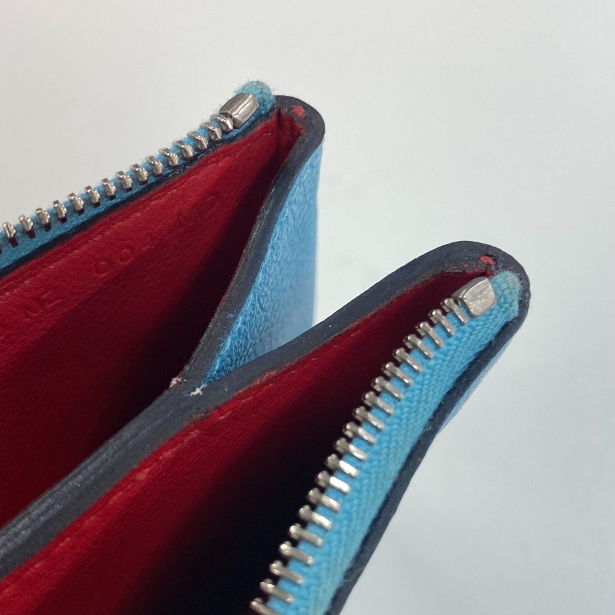 Hermes Blue Leather Pouch (Pre-Owned)