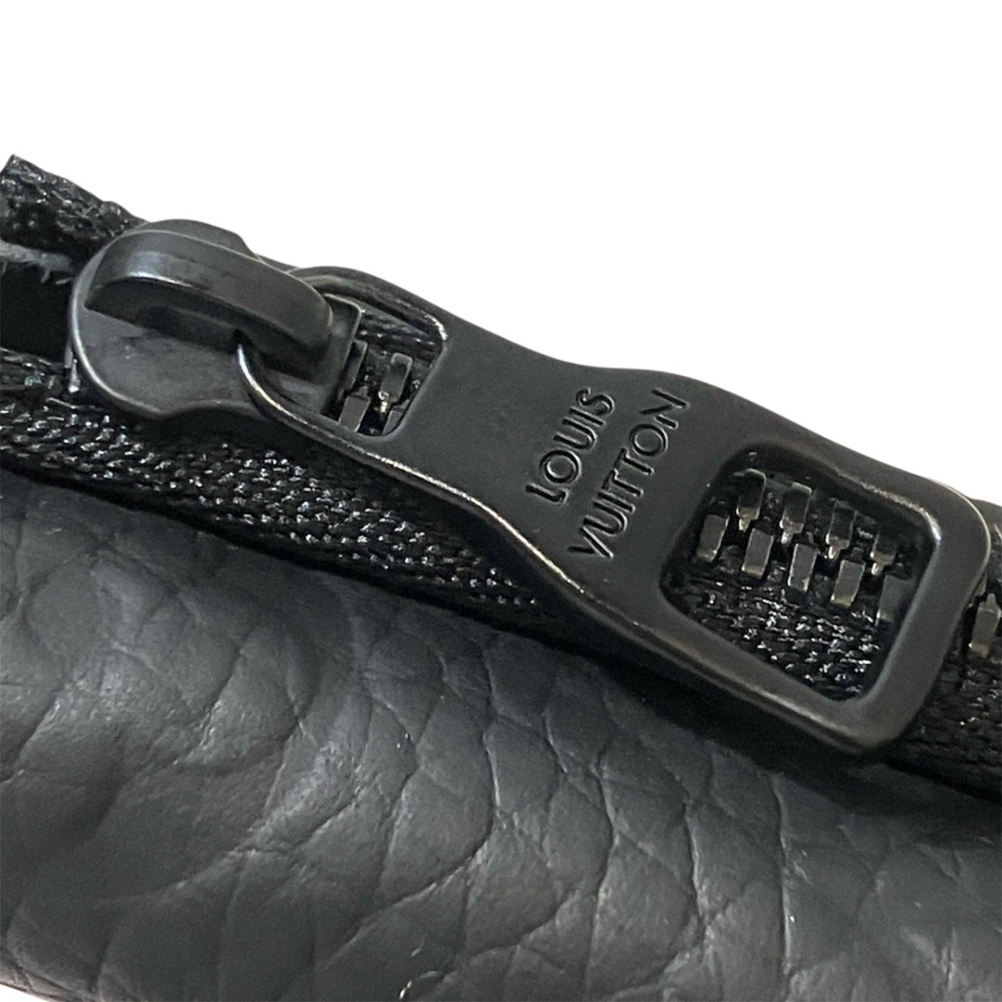 Louis Vuitton Black Wallet (Tri-Fold) (Pre-Owned)