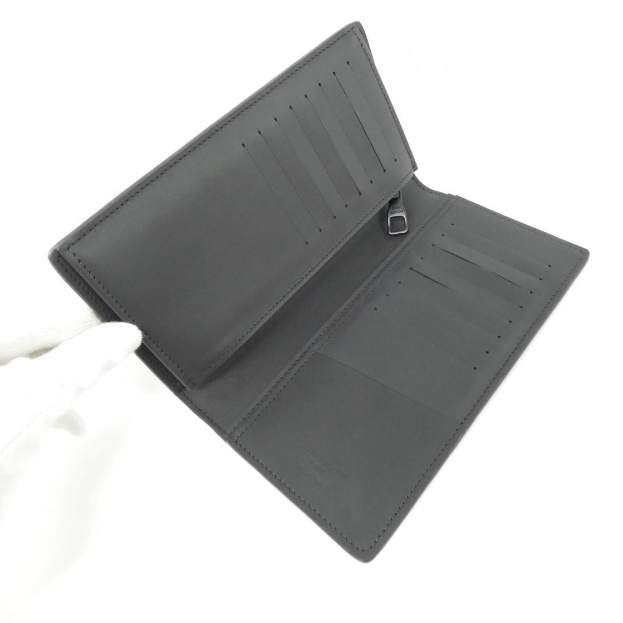Louis Vuitton Black Leather Long Wallet (Bi-Fold) (Pre-Owned)