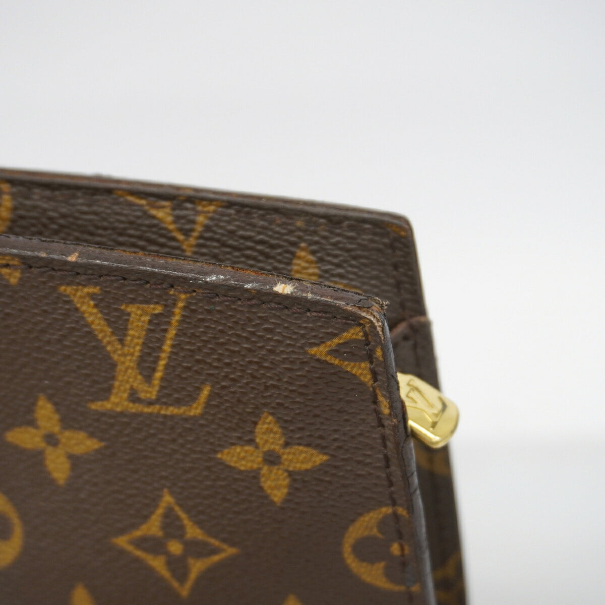 Louis Vuitton Brown Shoulder Bag (Pre-Owned)