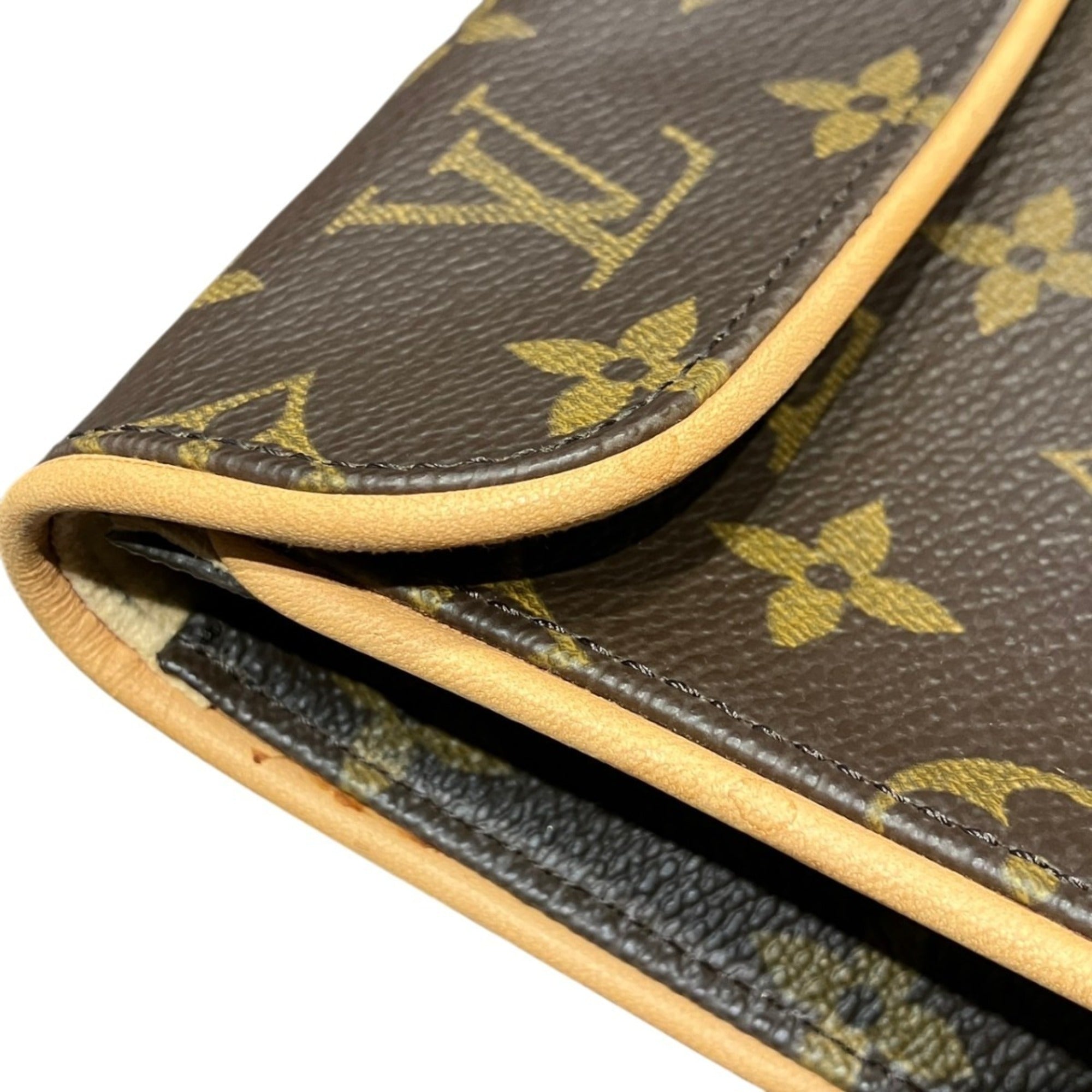 Louis Vuitton Brown Monogram Fanny Pack (Pre-Owned)