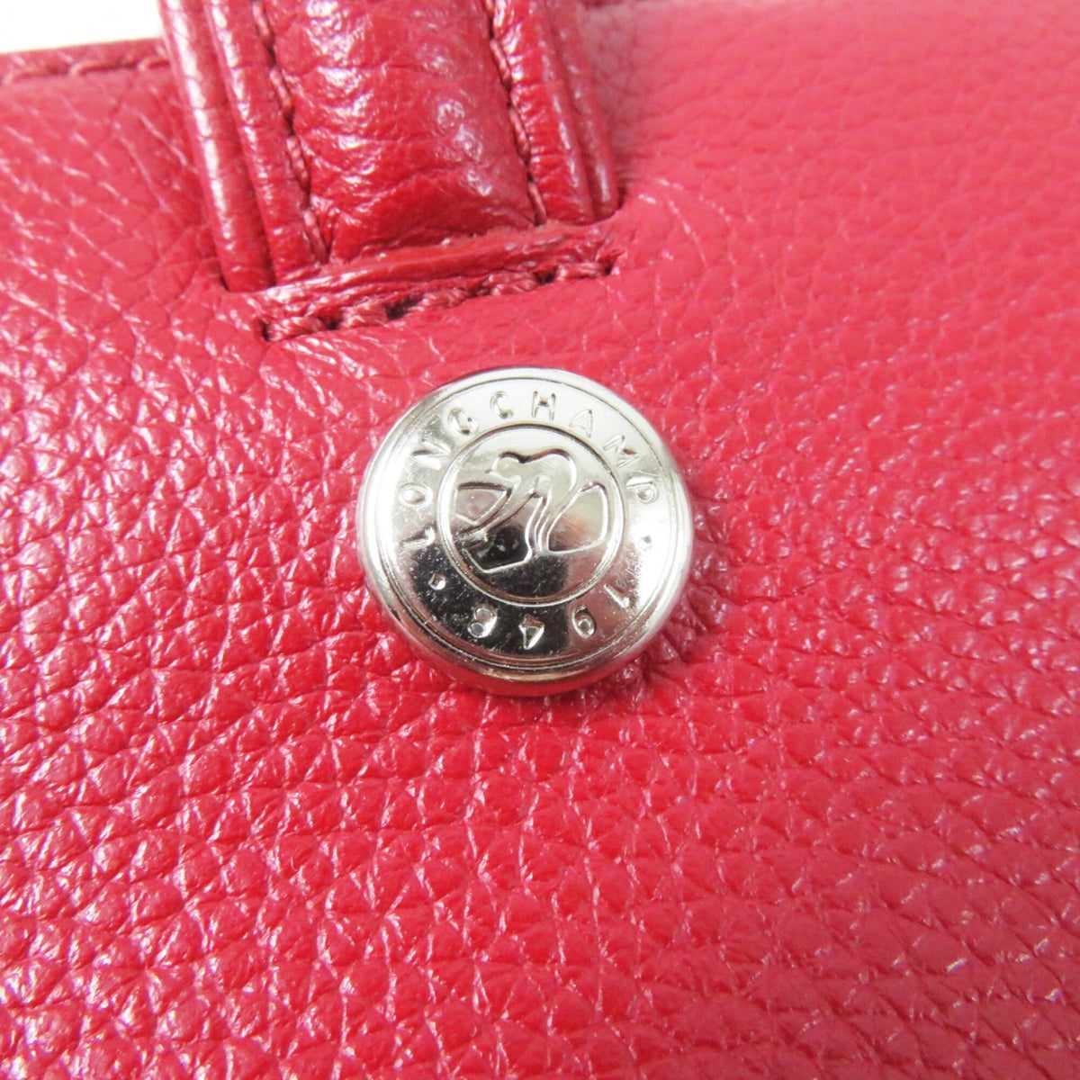 Longchamp Red Color Leather Shoulder Bag (Pre-Owned)