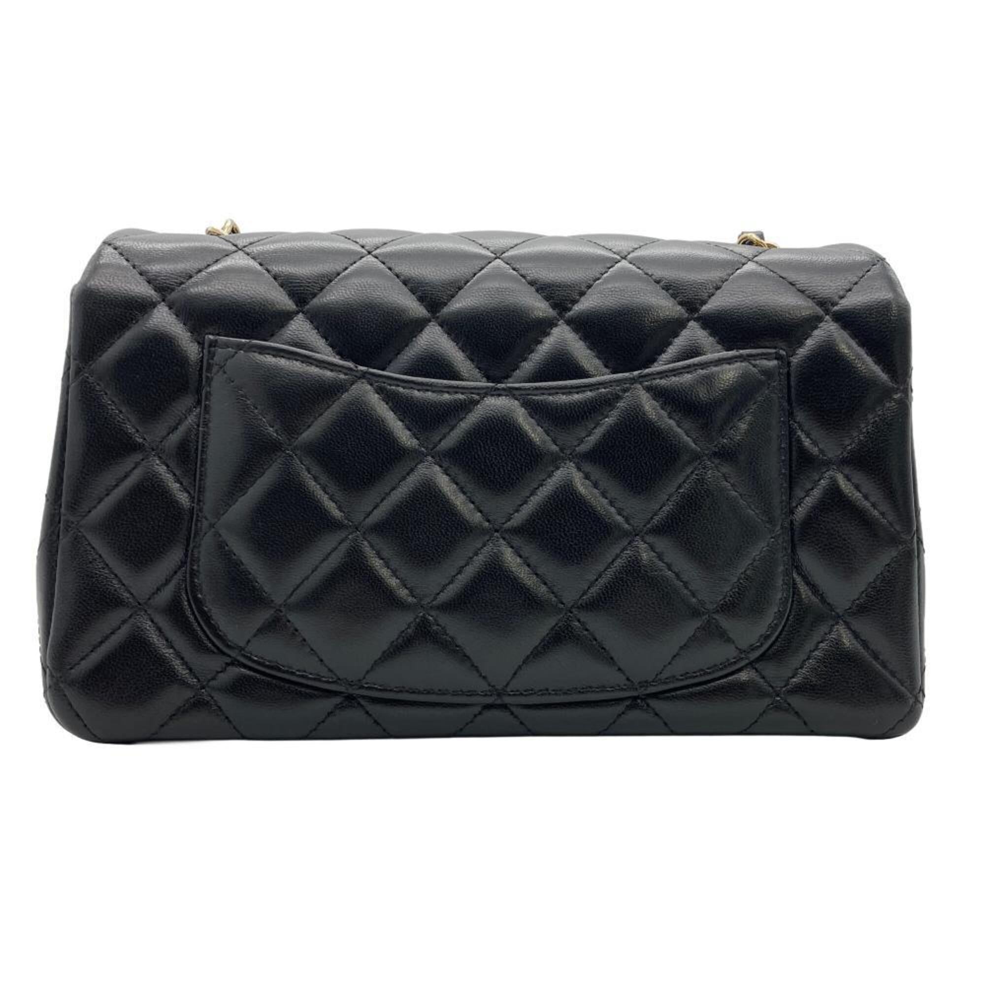 Chanel Black Leather Shoulder Bag (Pre-Owned)