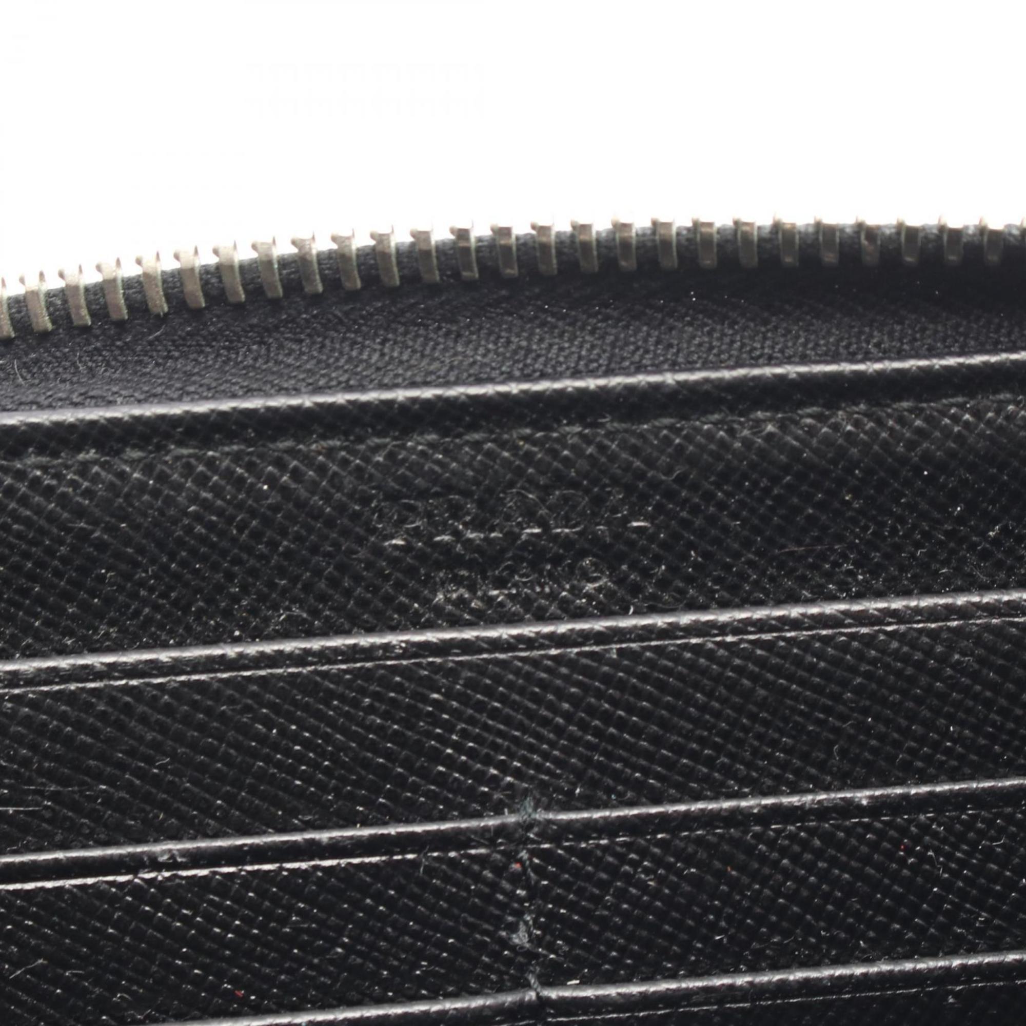 Prada Black Leather Long Wallet (Bi-Fold) (Pre-Owned)