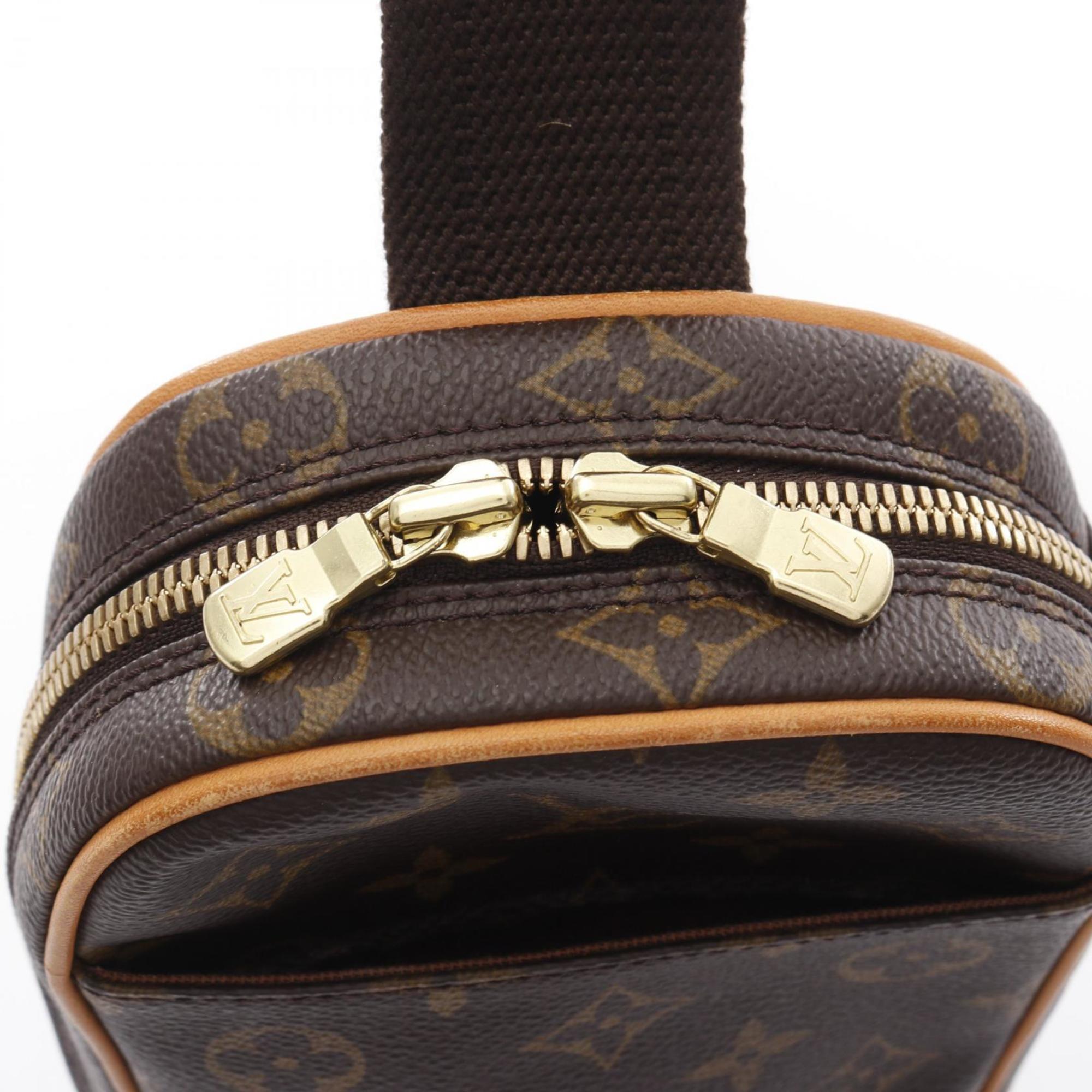 Louis Vuitton Brown Pvc Coated Canvas Leather Fanny Pack (Pre-Owned)