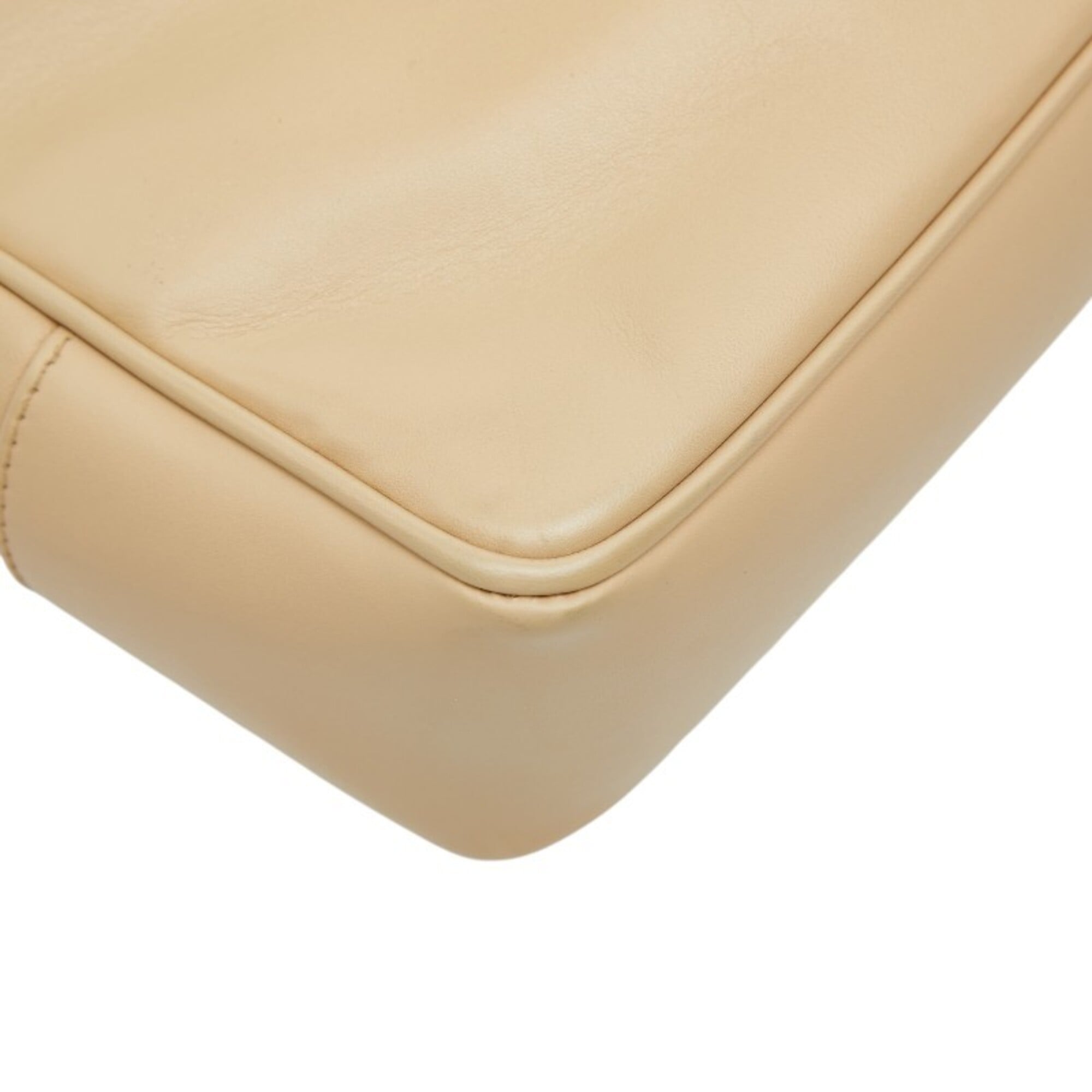 Chanel Beige Leather Tote Bag (Pre-Owned)
