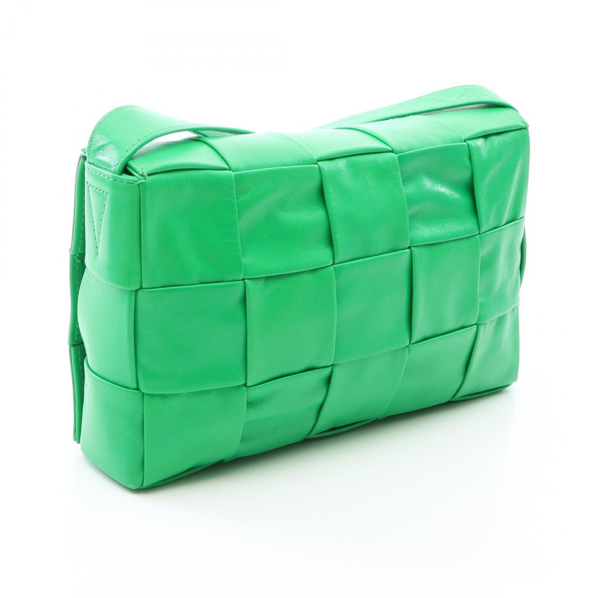 Bottega Veneta Green Leather Handbag Shoulder Bag (Pre-Owned)