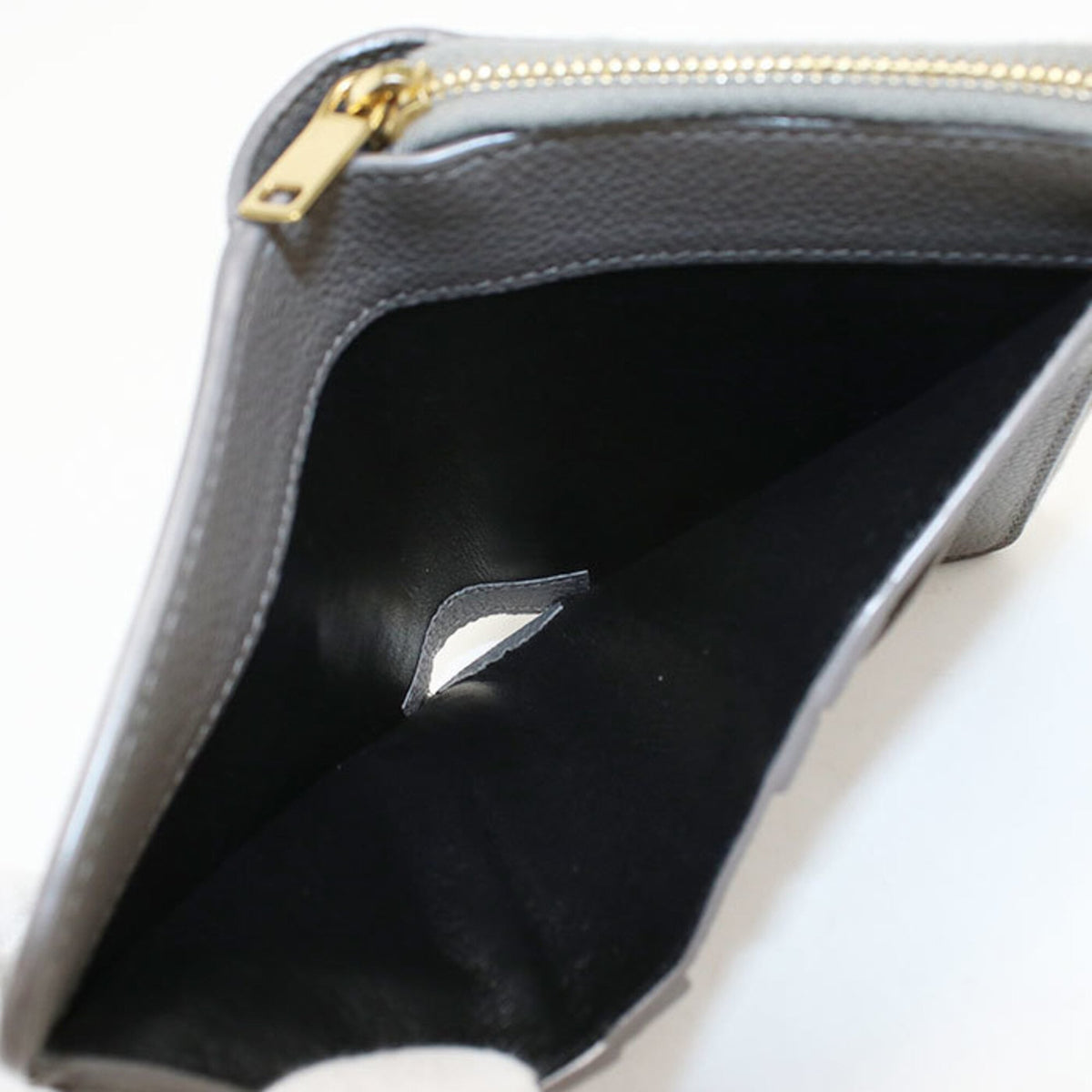 Saint Laurent Gray Leather Wallet (Bi-Fold) (Pre-Owned)