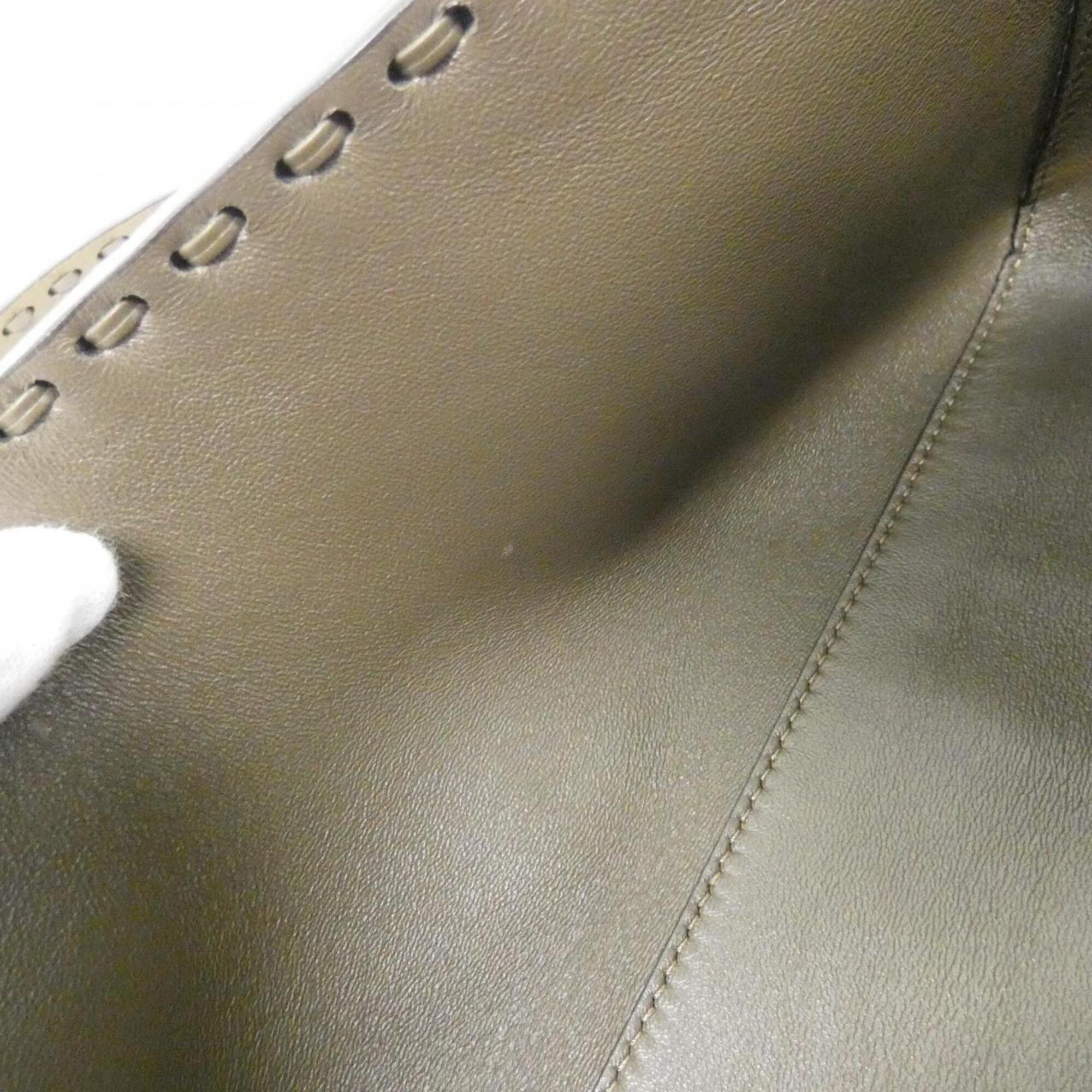 Fendi Green Leather Shoulder Bag (Pre-Owned)