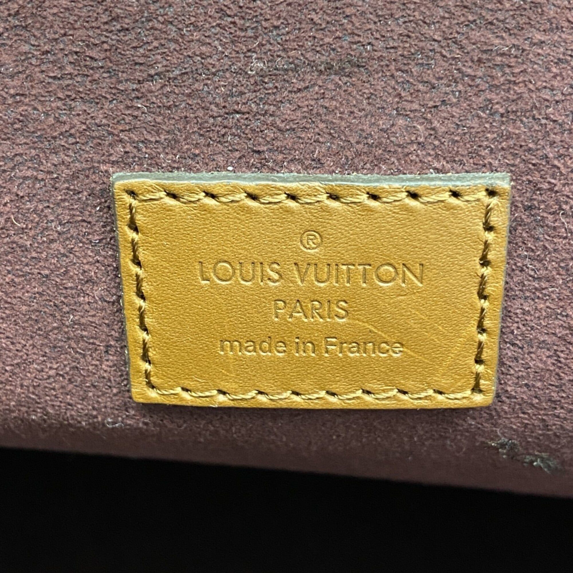 Louis Vuitton Ebene Handbag (Pre-Owned)