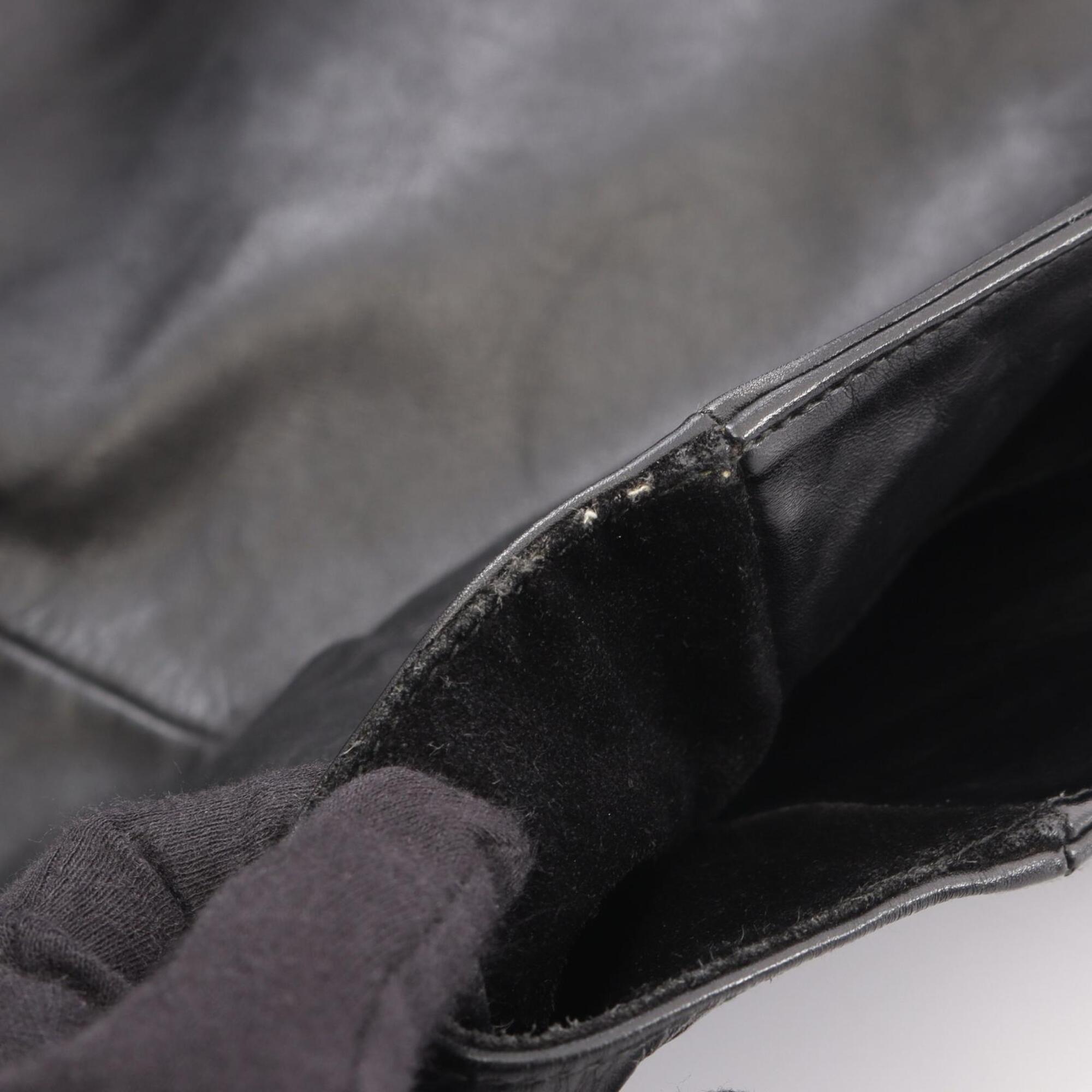 Saint Laurent Black Leather Handbag Pouch Tote Bag (Pre-Owned)