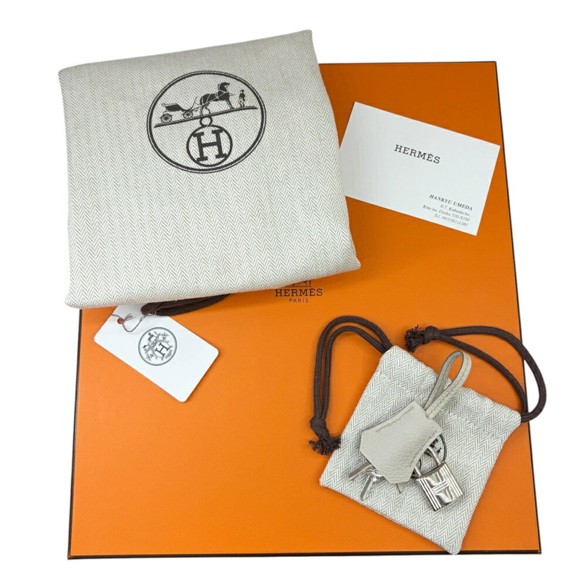 Hermes Ivory Light Gray Togo Leather Handbag (Pre-Owned)