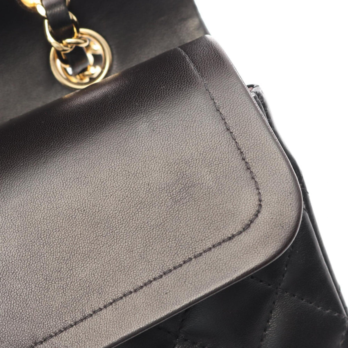 Chanel Black Leather Handbag Shoulder Bag (Pre-Owned)