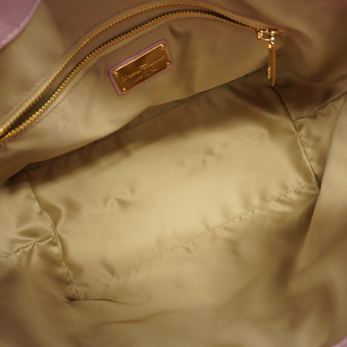 Salvatore Ferragamo Pink Leather Handbag (Pre-Owned)