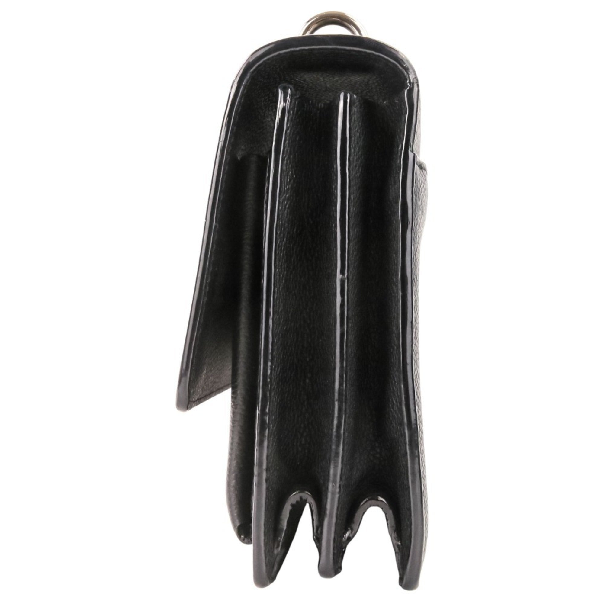 Yves Saint Laurent Black Shoulder Bag (Pre-Owned)