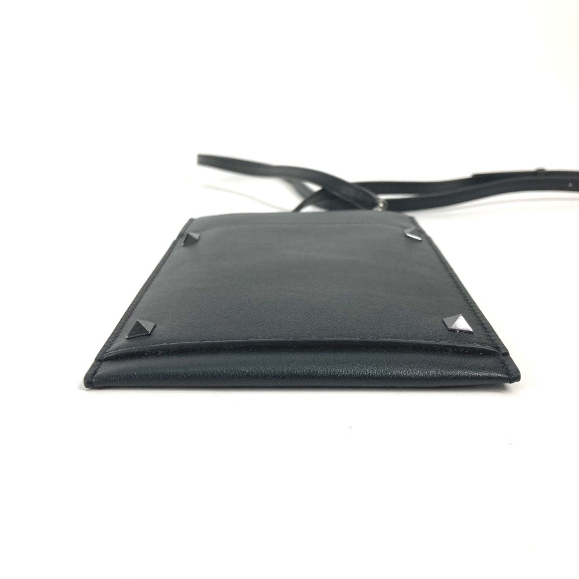 Valentino Black Leather Shoulder Bag (Pre-Owned)