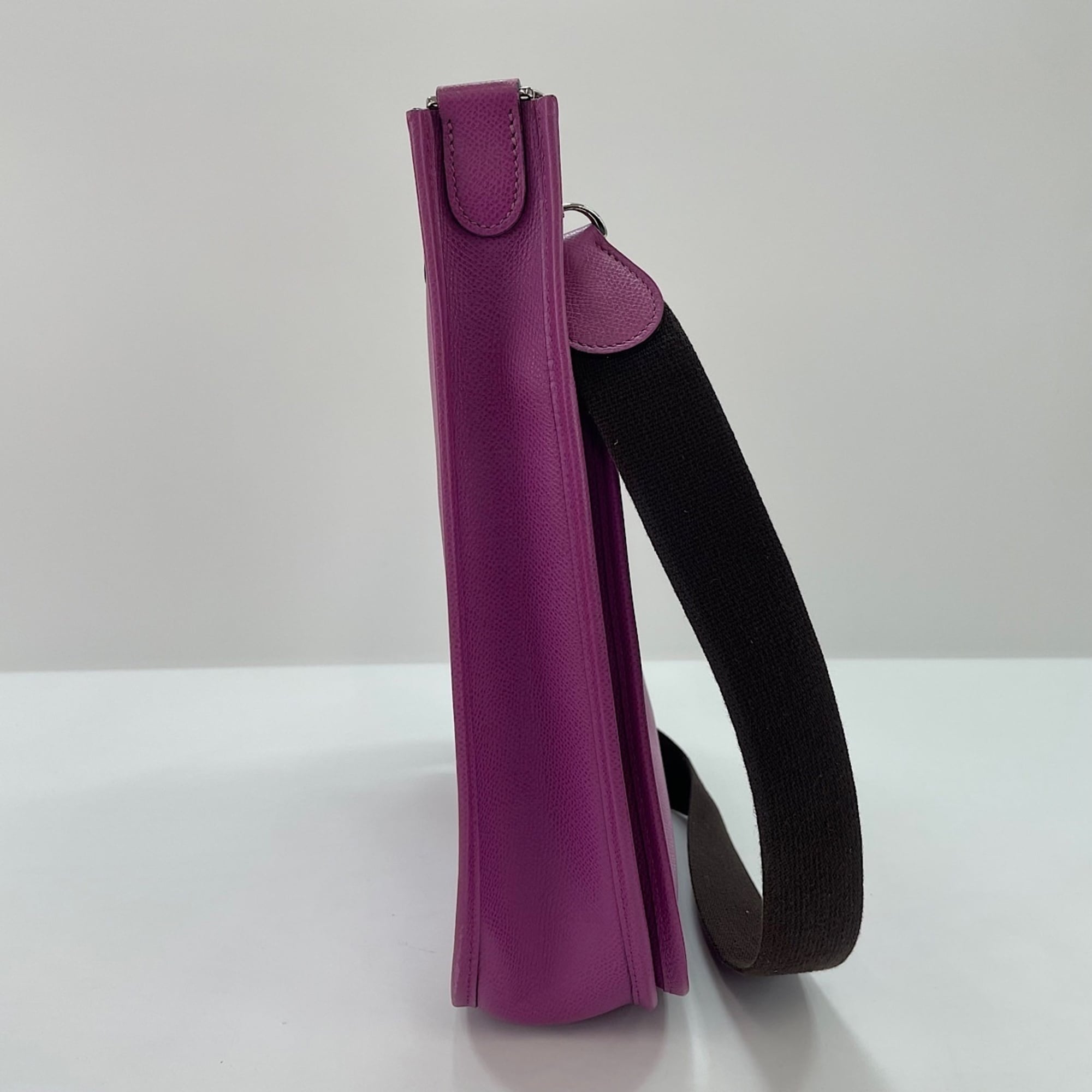 Hermes Evelyne Purple Shoulder Bag (Pre-Owned)