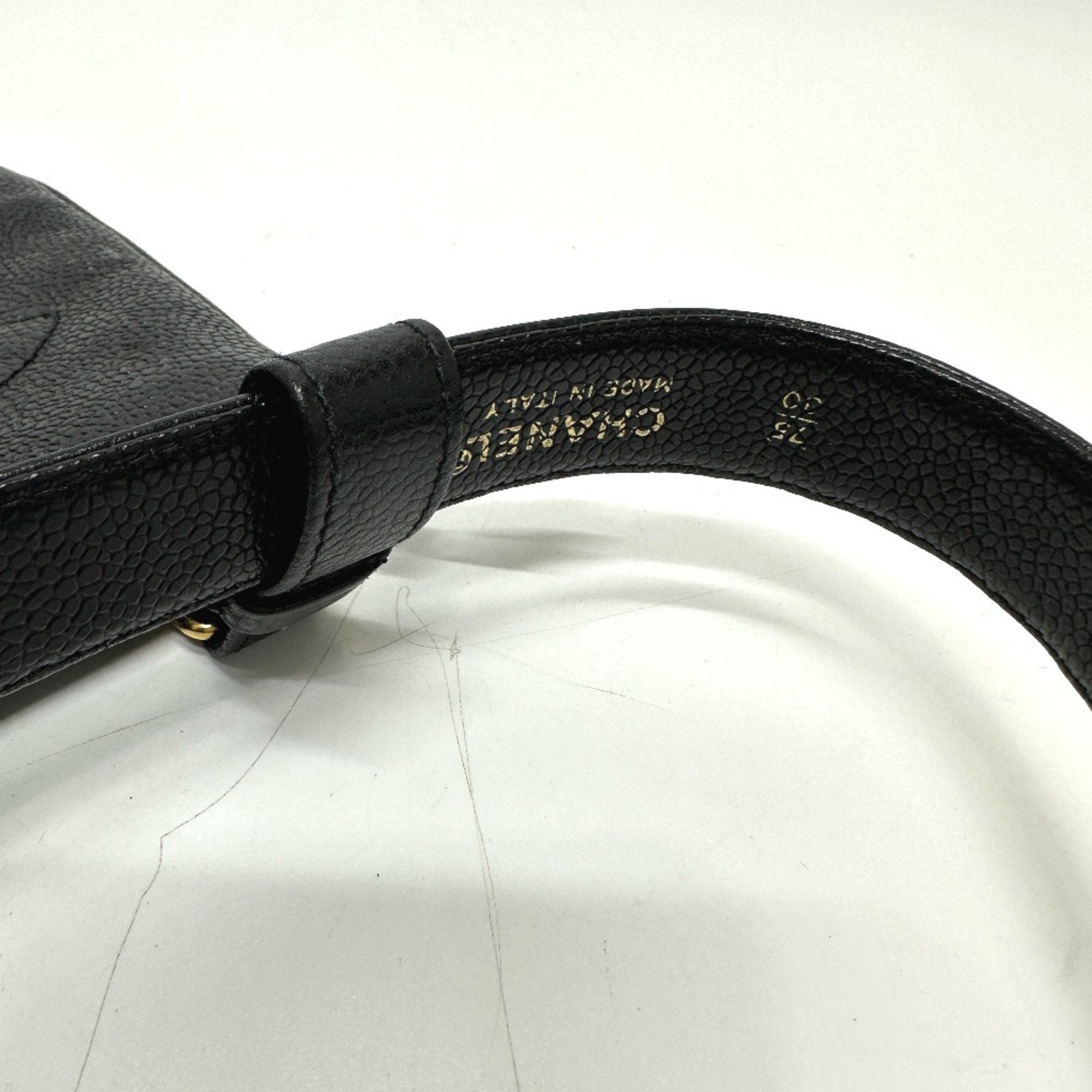 Chanel Black Leather Pouch (Pre-Owned)