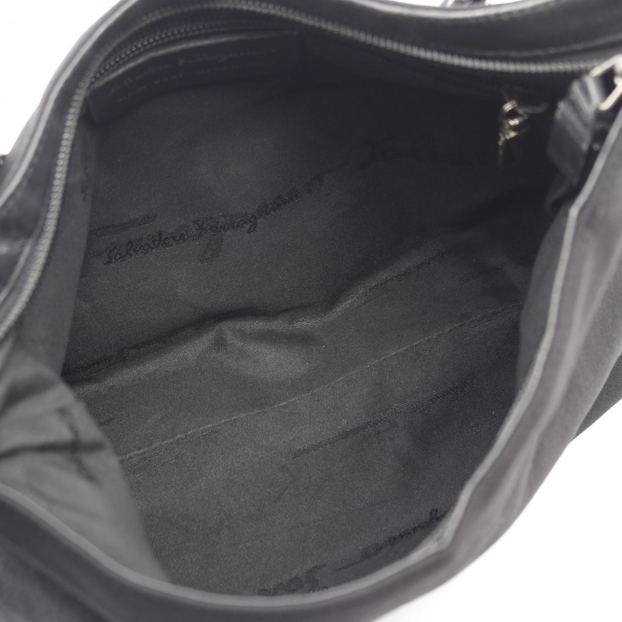Salvatore Ferragamo Black Canvas Leather Shoulder Bag (Pre-Owned)