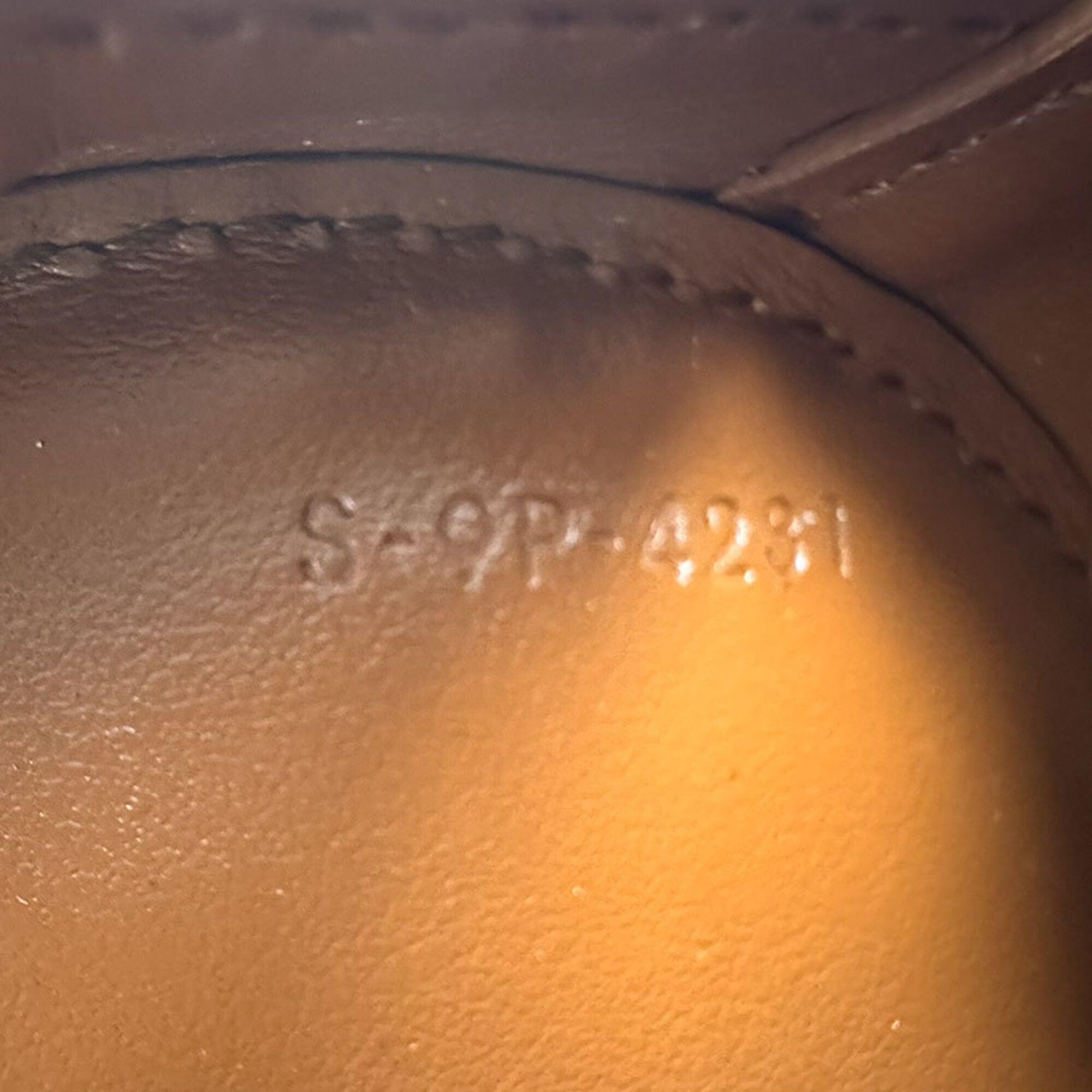 Celine Brown Leather Shoulder Bag (Pre-Owned)