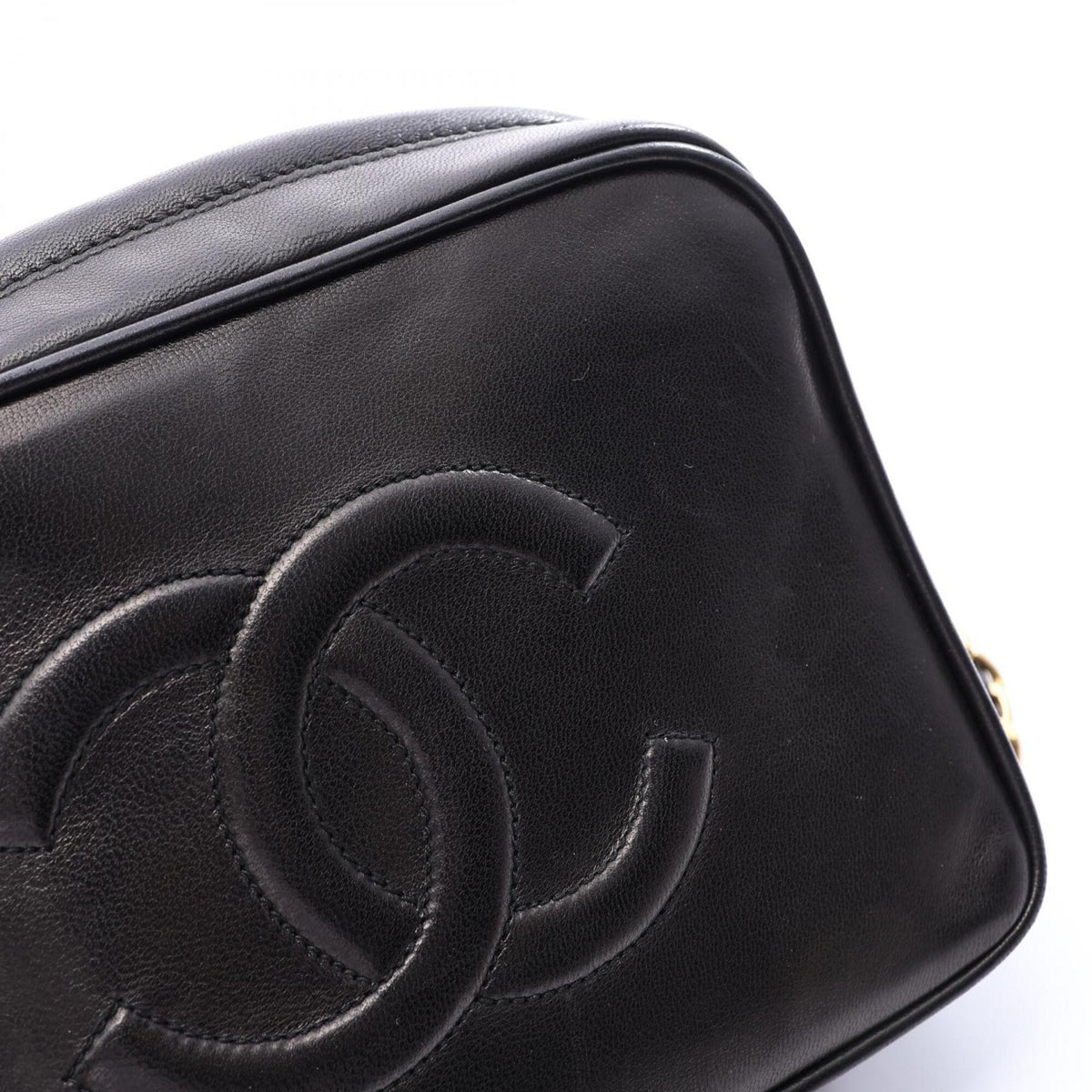 Chanel Black Leather Handbag Shoulder Bag (Pre-Owned)