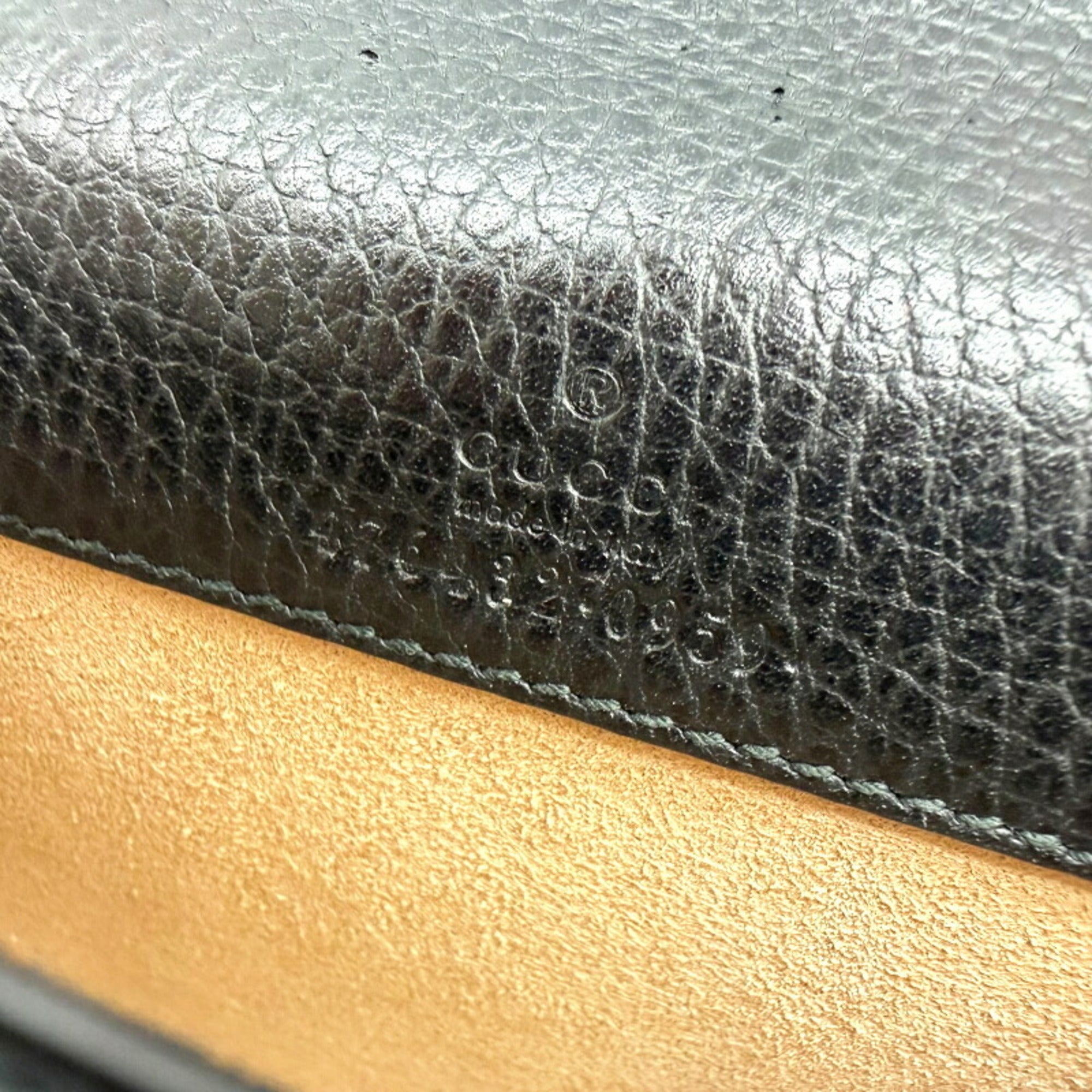 Gucci Black Leather Shoulder Bag (Pre-Owned)